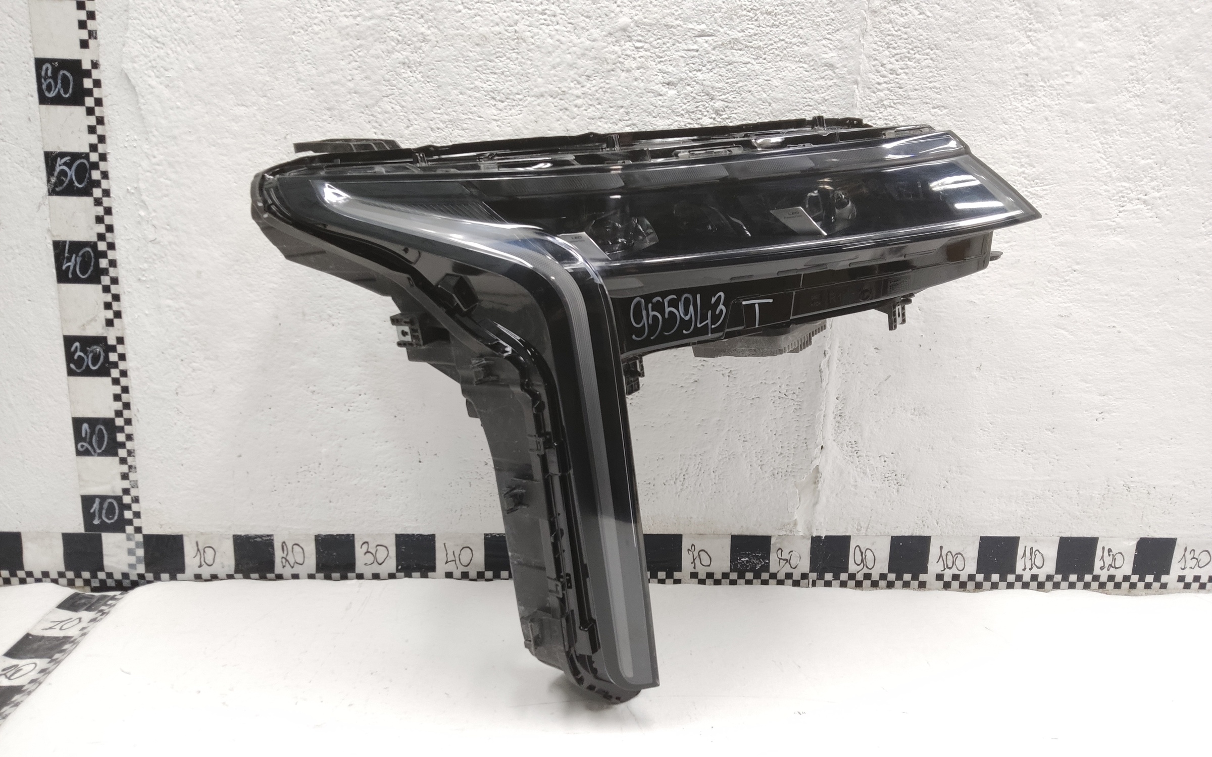 Фара передняя правая Exeed RX LED