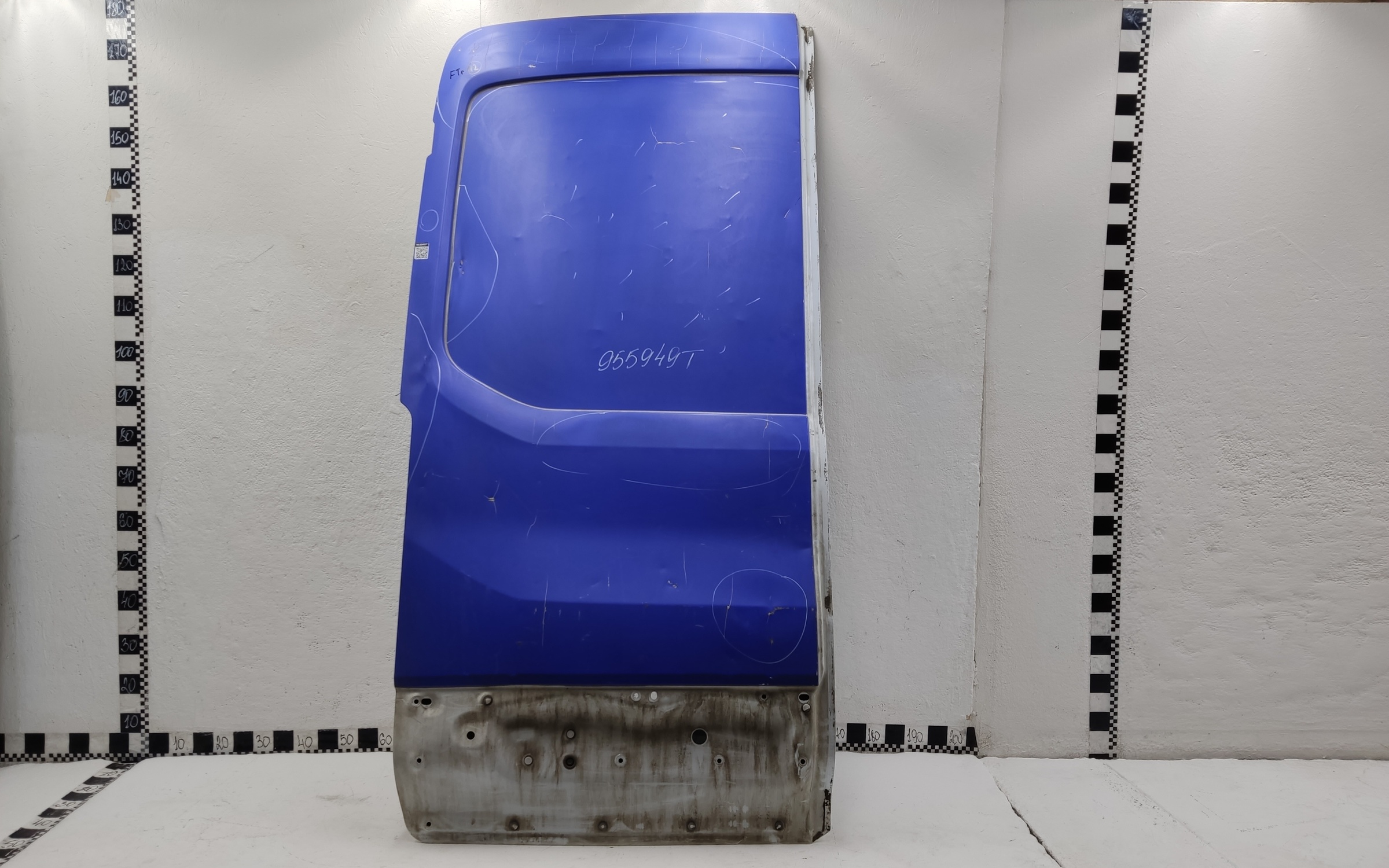 Дверь задняя левая распашная глухая Ford Transit 7 190см