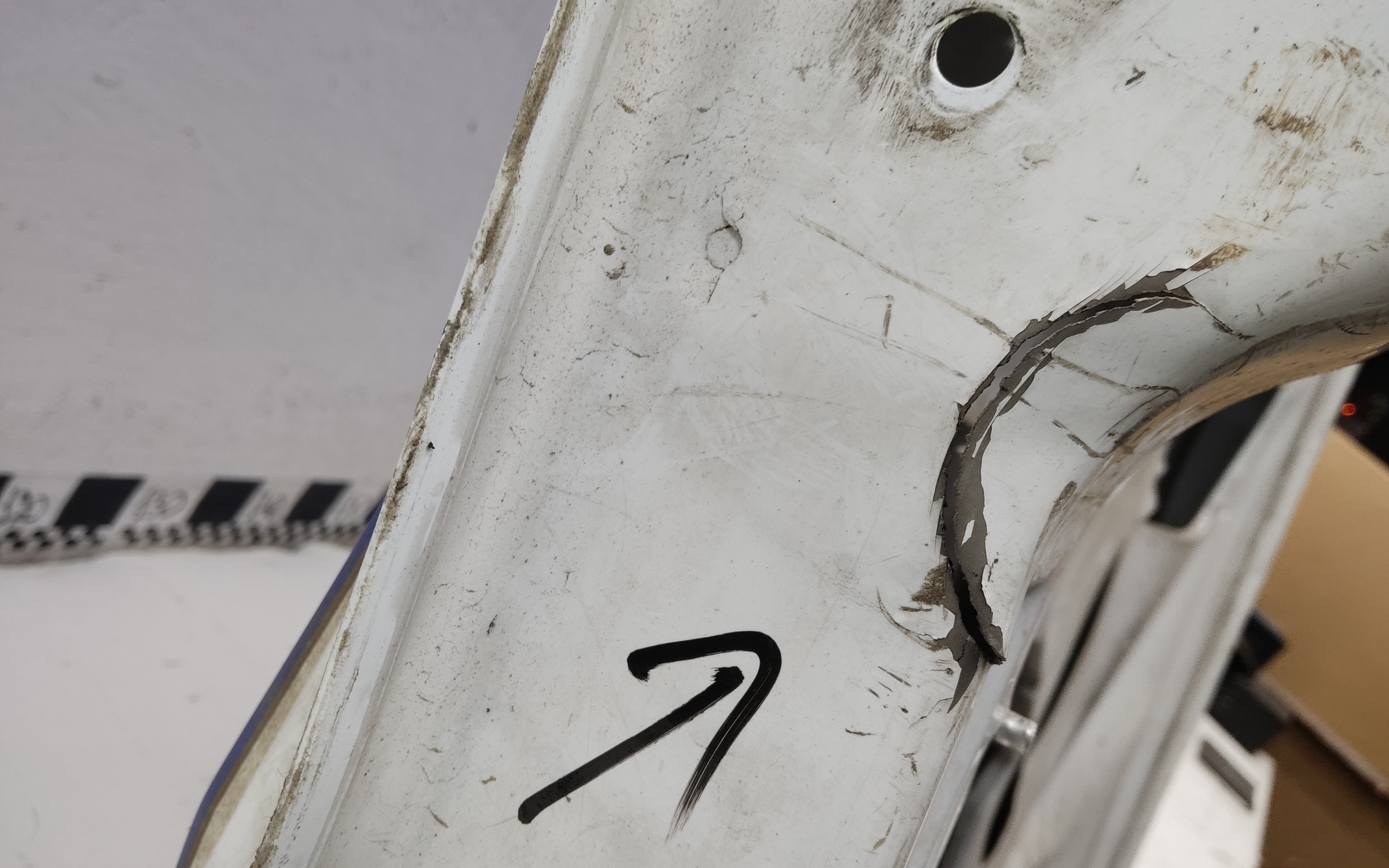 Дверь задняя левая распашная глухая Ford Transit 7 190см