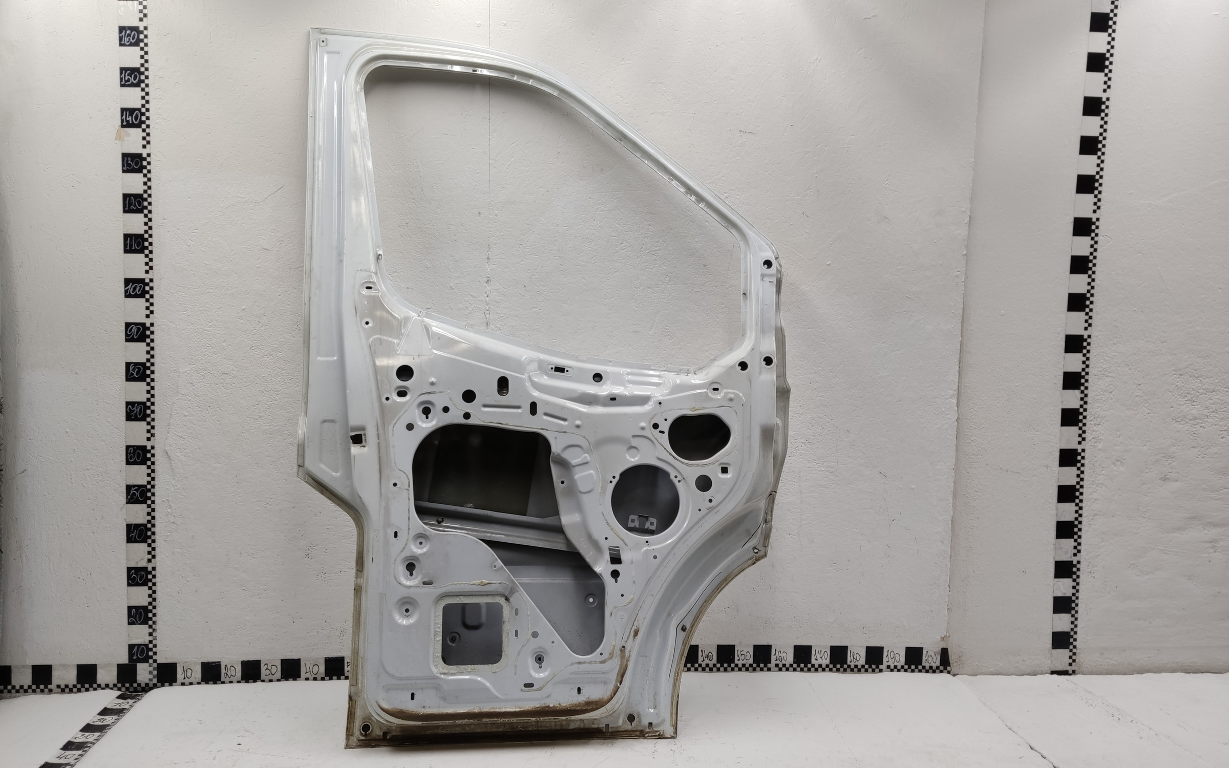 Дверь передняя левая Ford Transit 7 с отверстием под замок