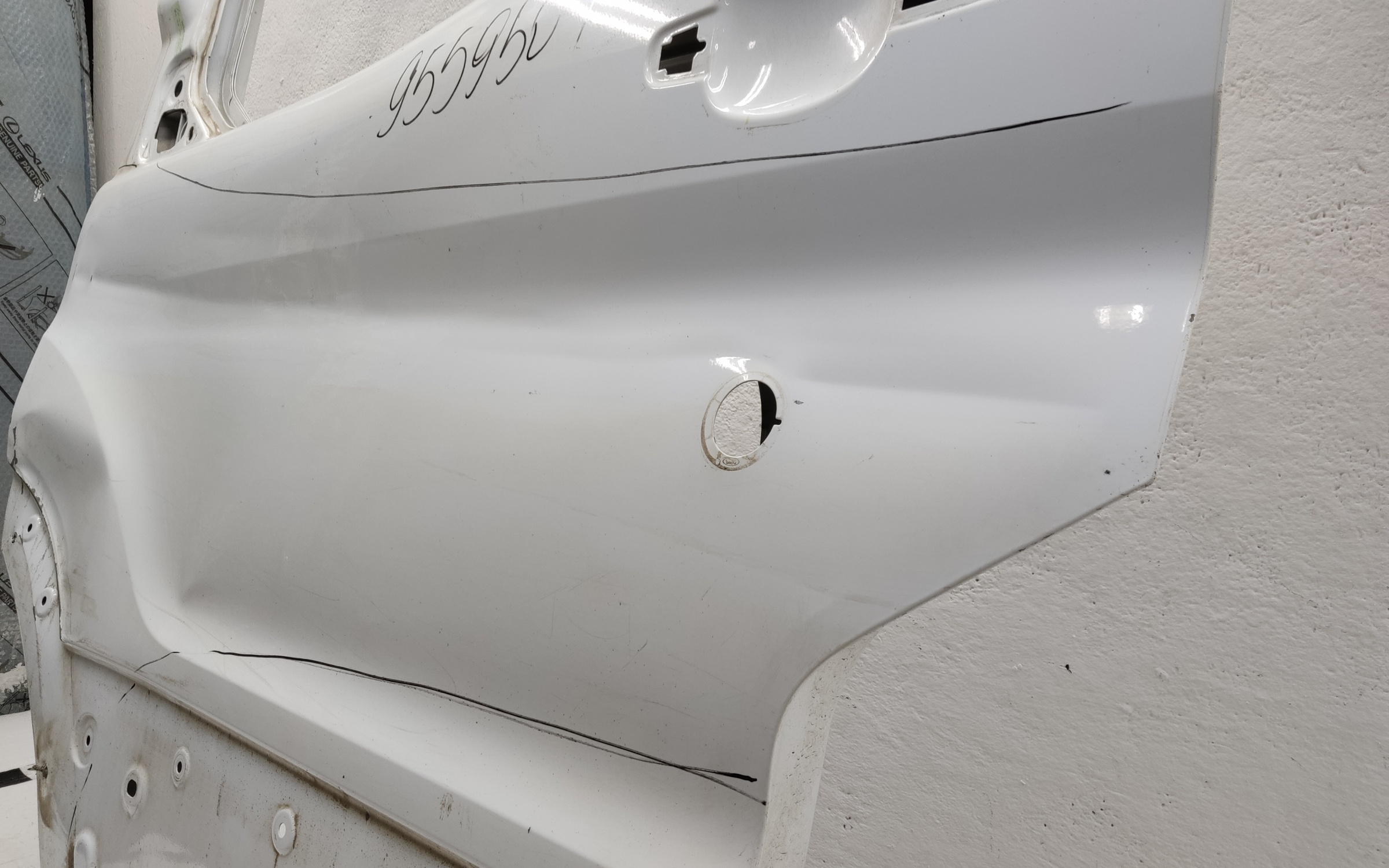 Дверь передняя левая Ford Transit 7 с отверстием под замок