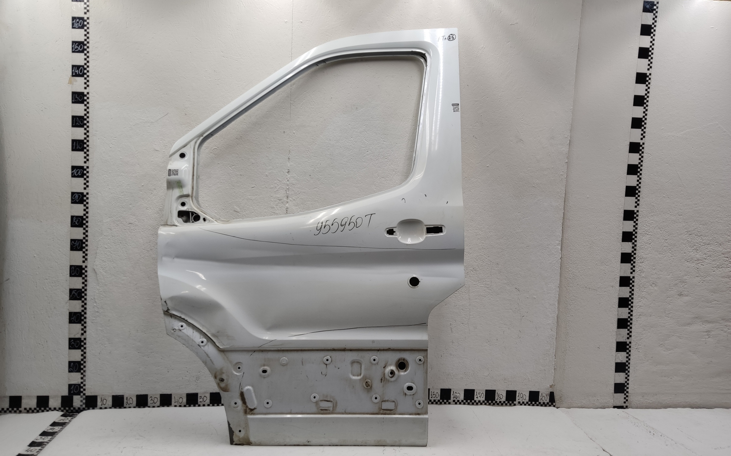 Дверь передняя левая Ford Transit 7 с отверстием под замок