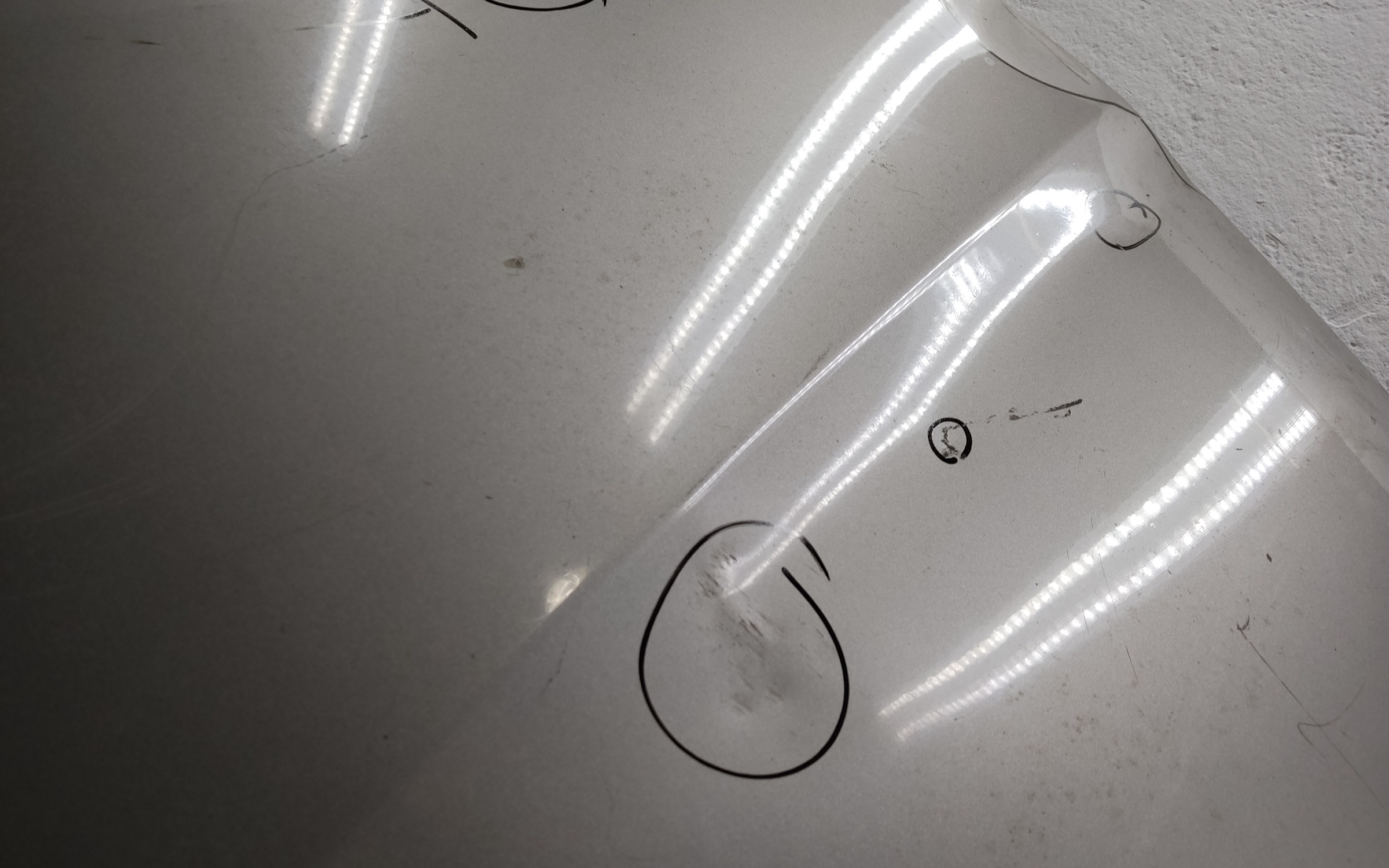 Капот Skoda Fabia 1