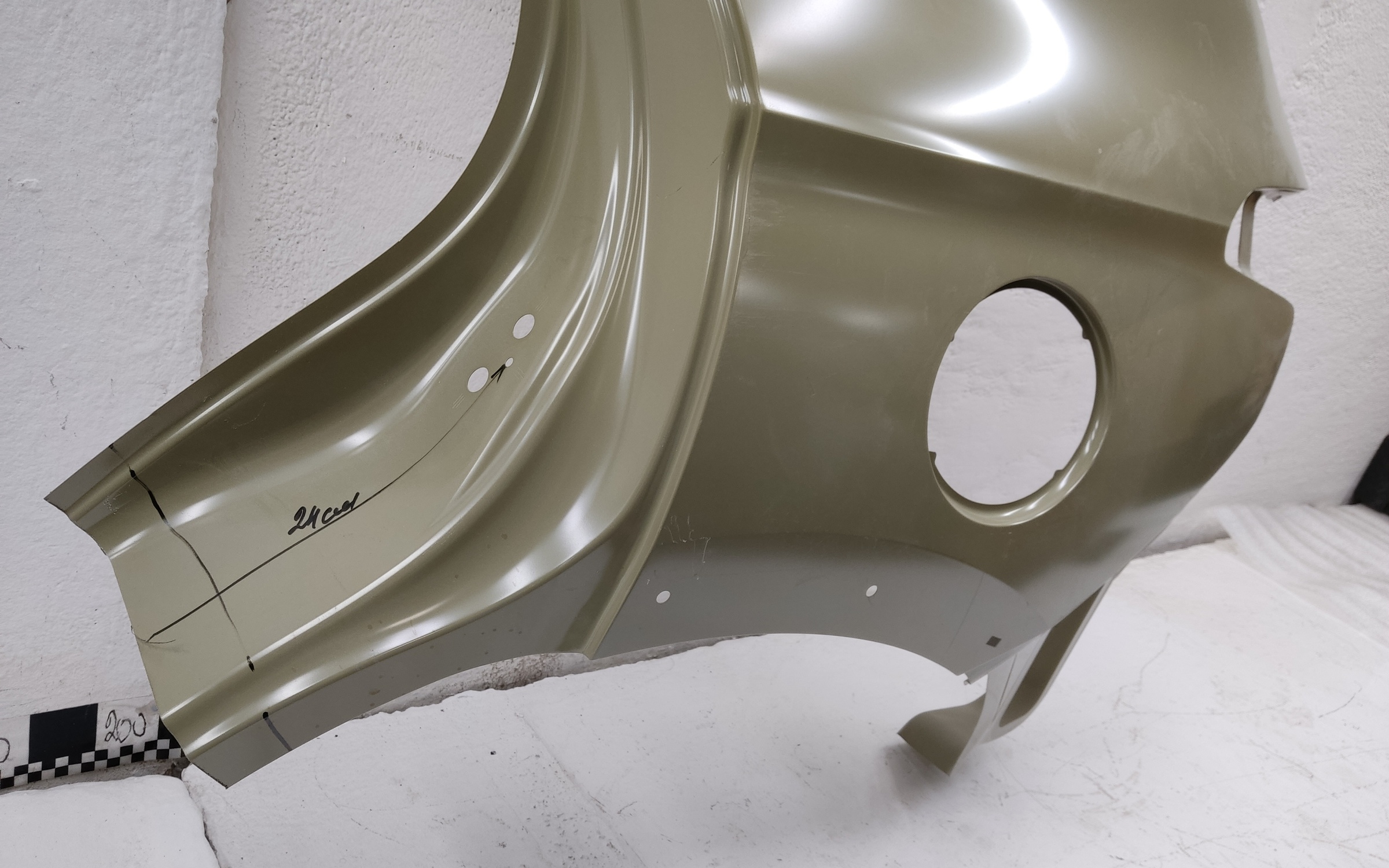 Панель кузова боковая левая Haval Jolion Restail