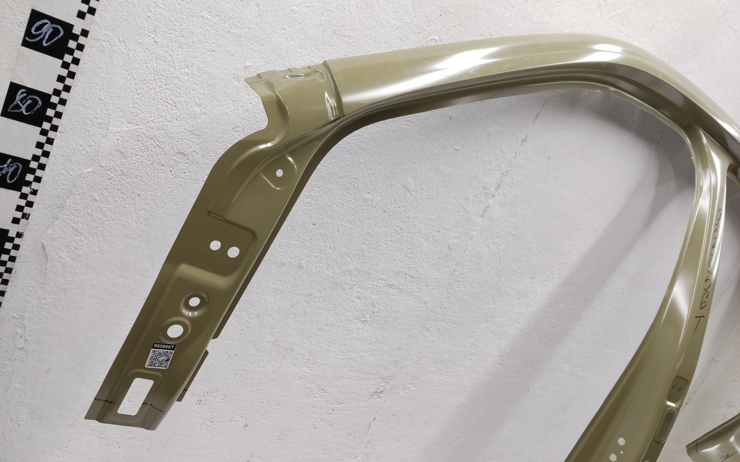 Панель кузова боковая левая Haval Jolion Restail