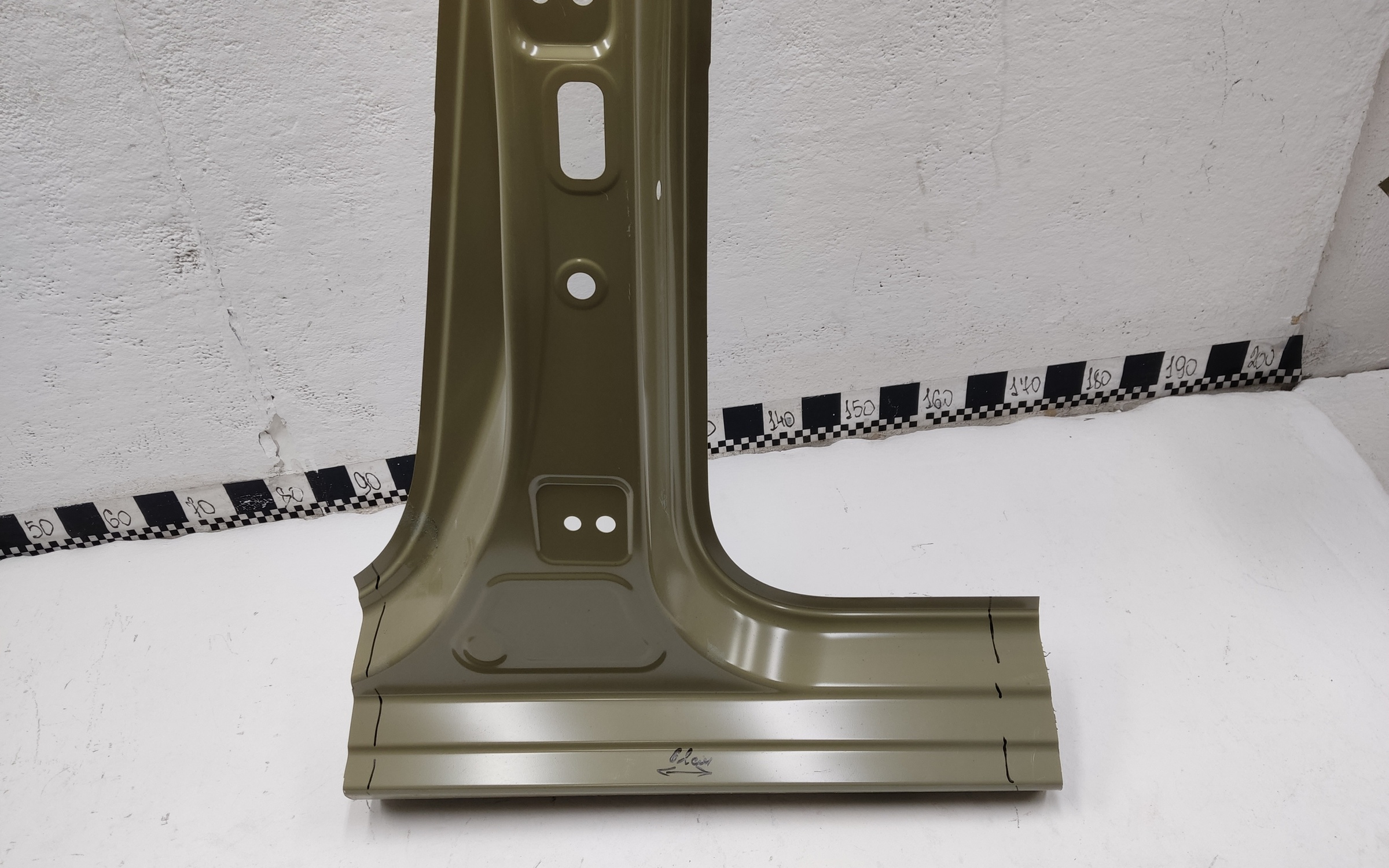 Панель кузова боковая левая Haval Jolion Restail