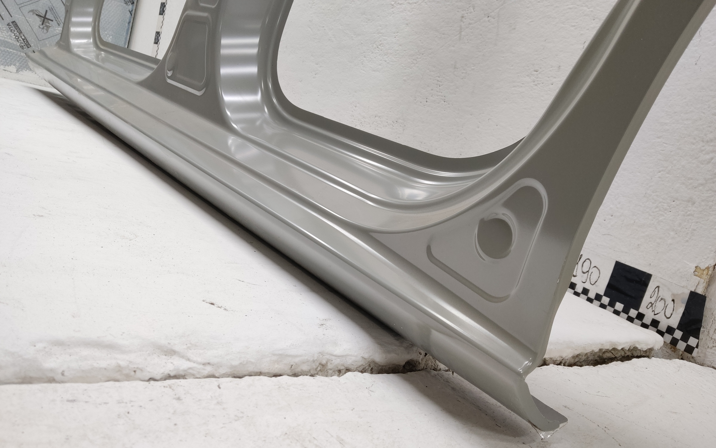 Панель кузова боковая левая Haval Jolion