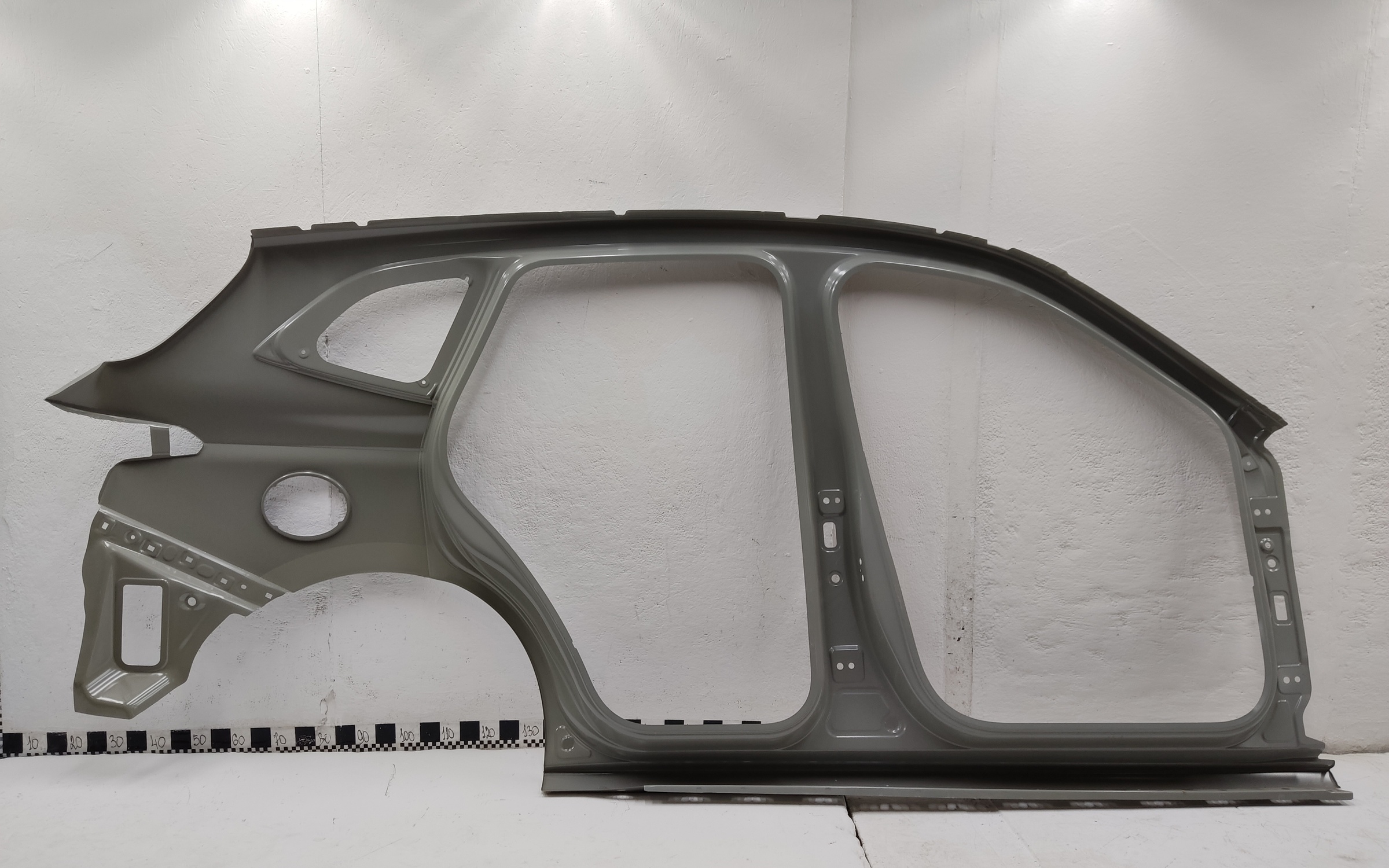 Панель кузова боковая левая Haval Jolion