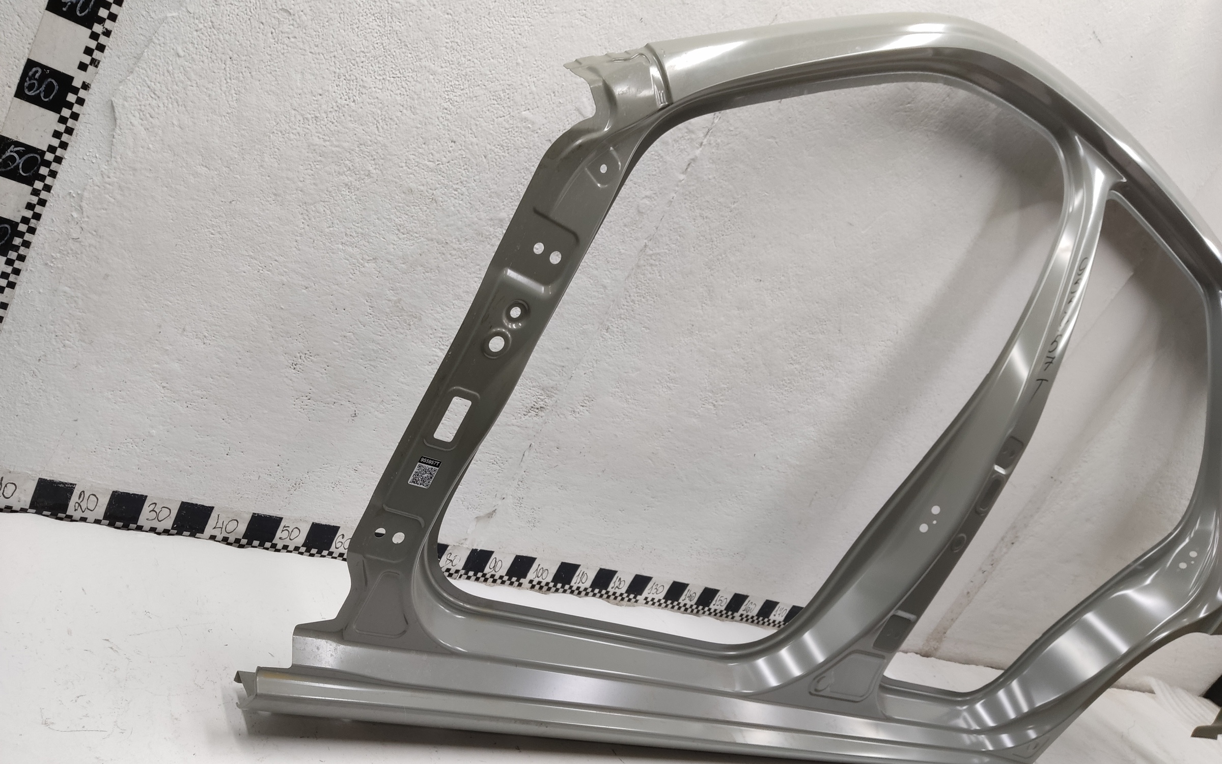 Панель кузова боковая левая Haval Jolion