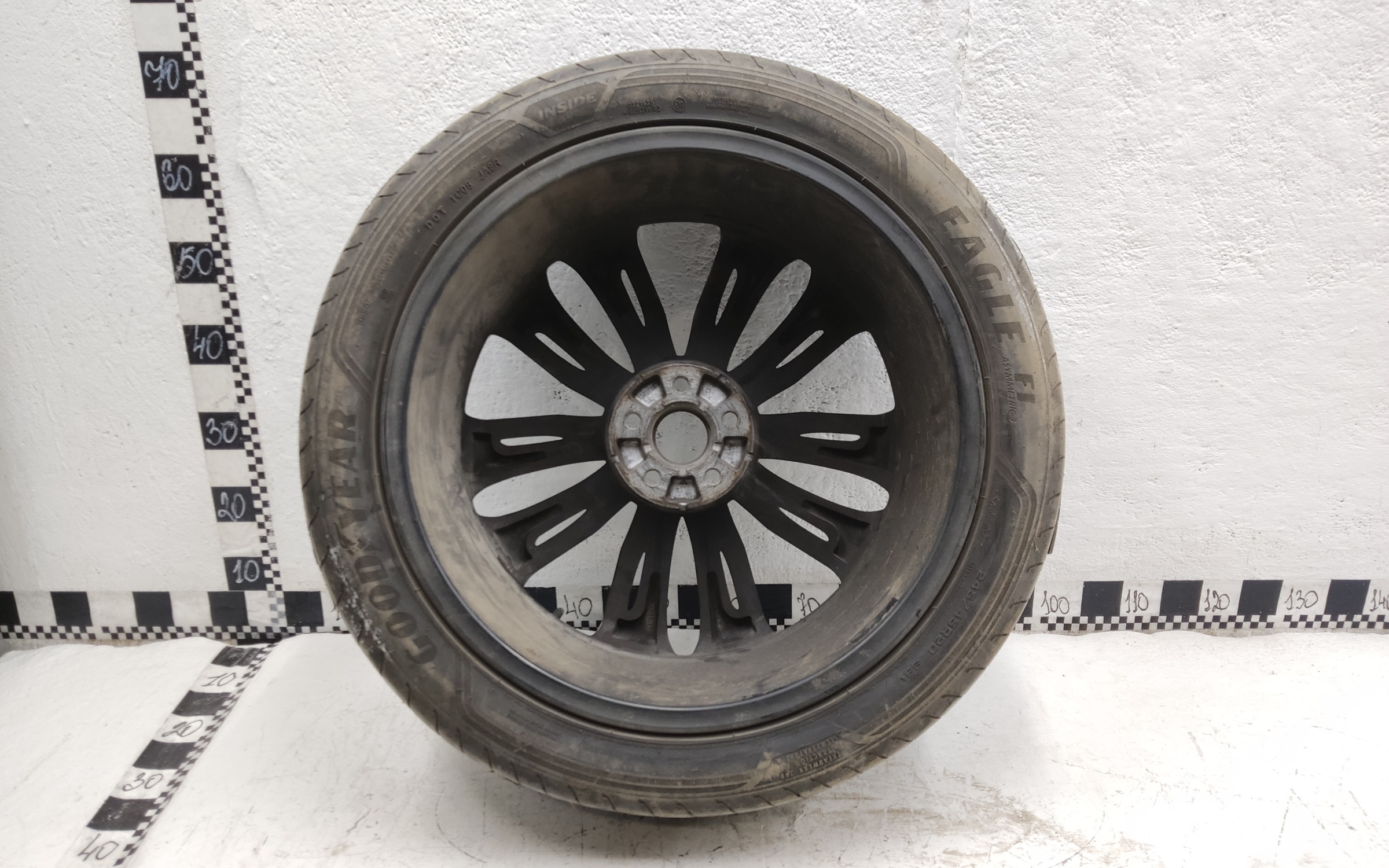 Диск колеса литой Geely Tugella R20 серый