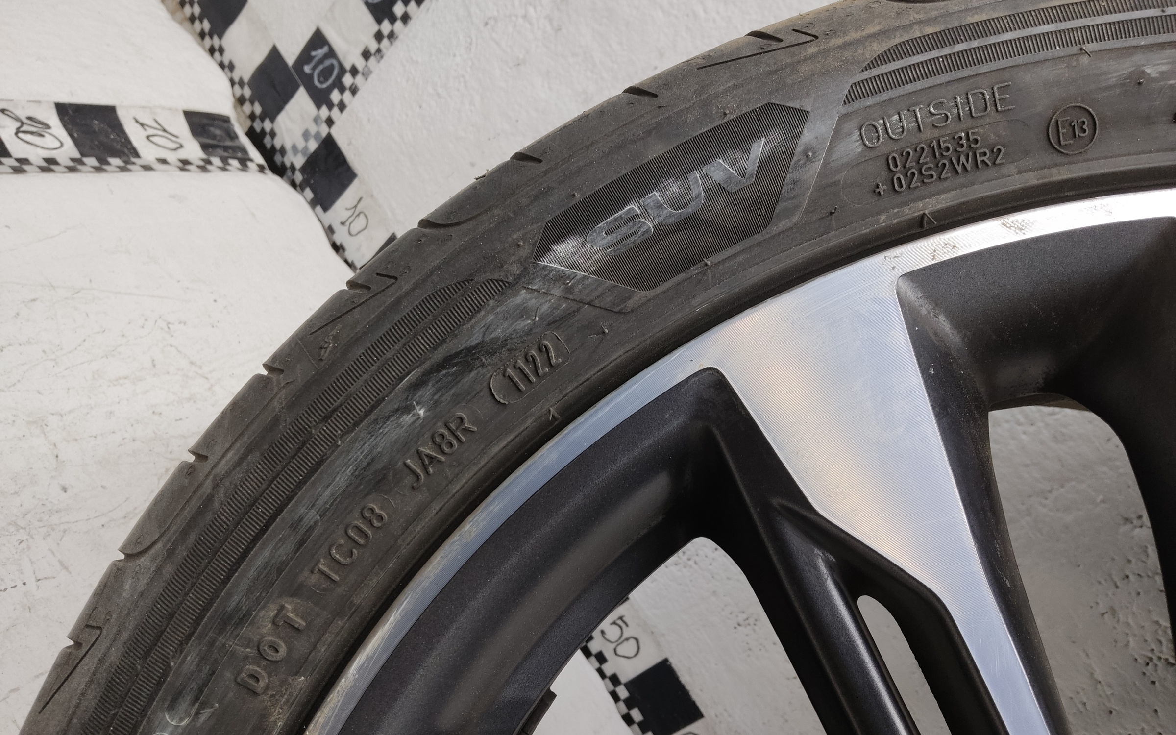 Диск колеса литой Geely Tugella R20 серый