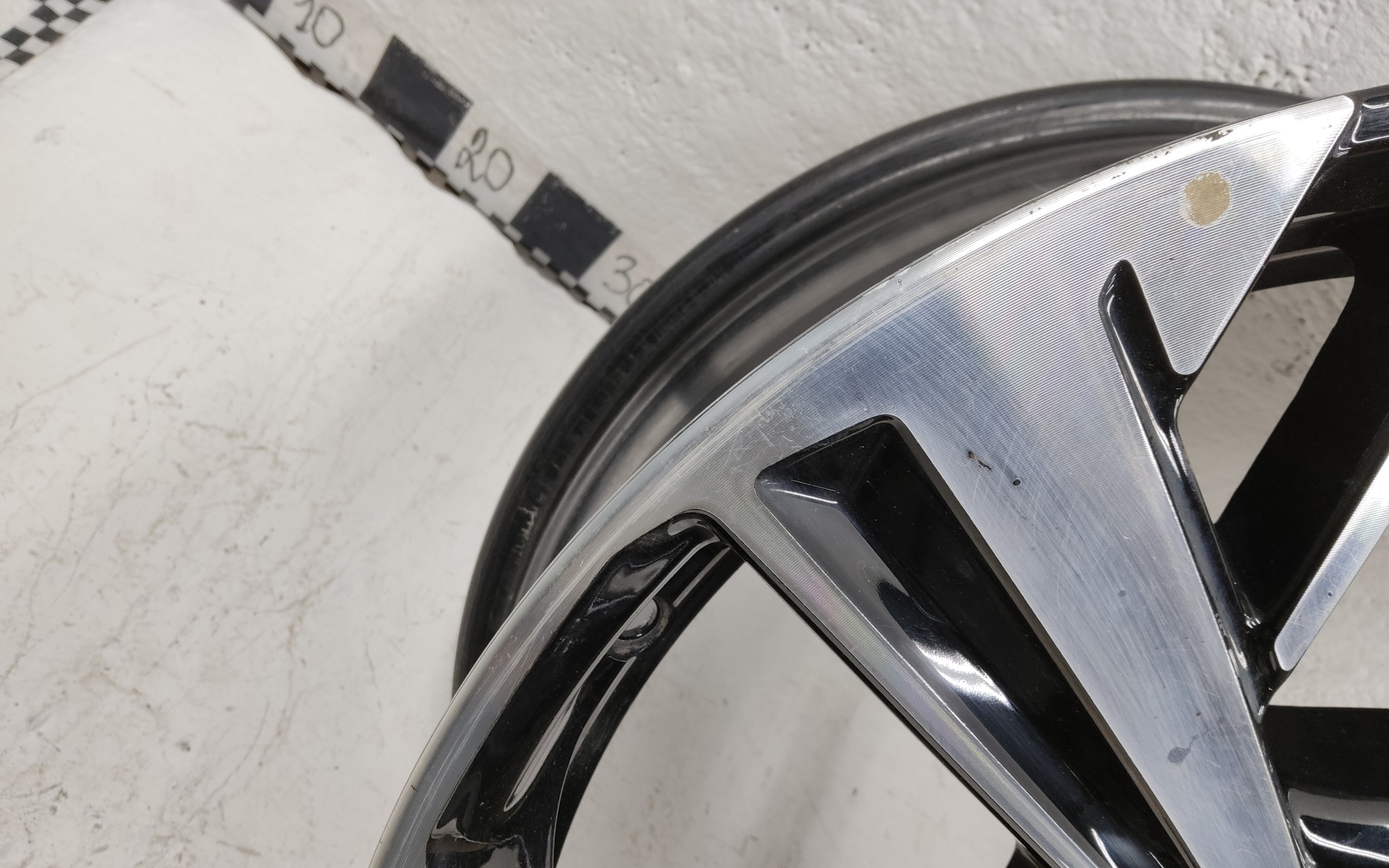 Диск колеса литой Jac JS6 R18