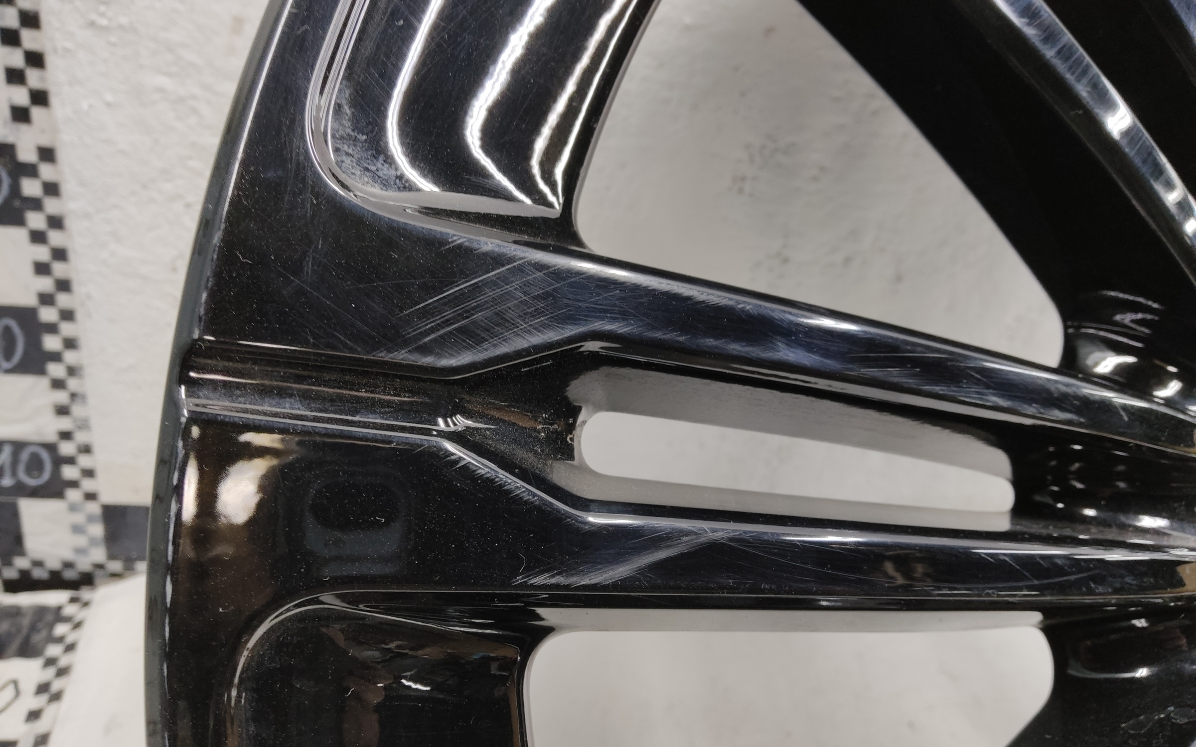 Диск Land Rover Range Rover Sport 3 R23 черный