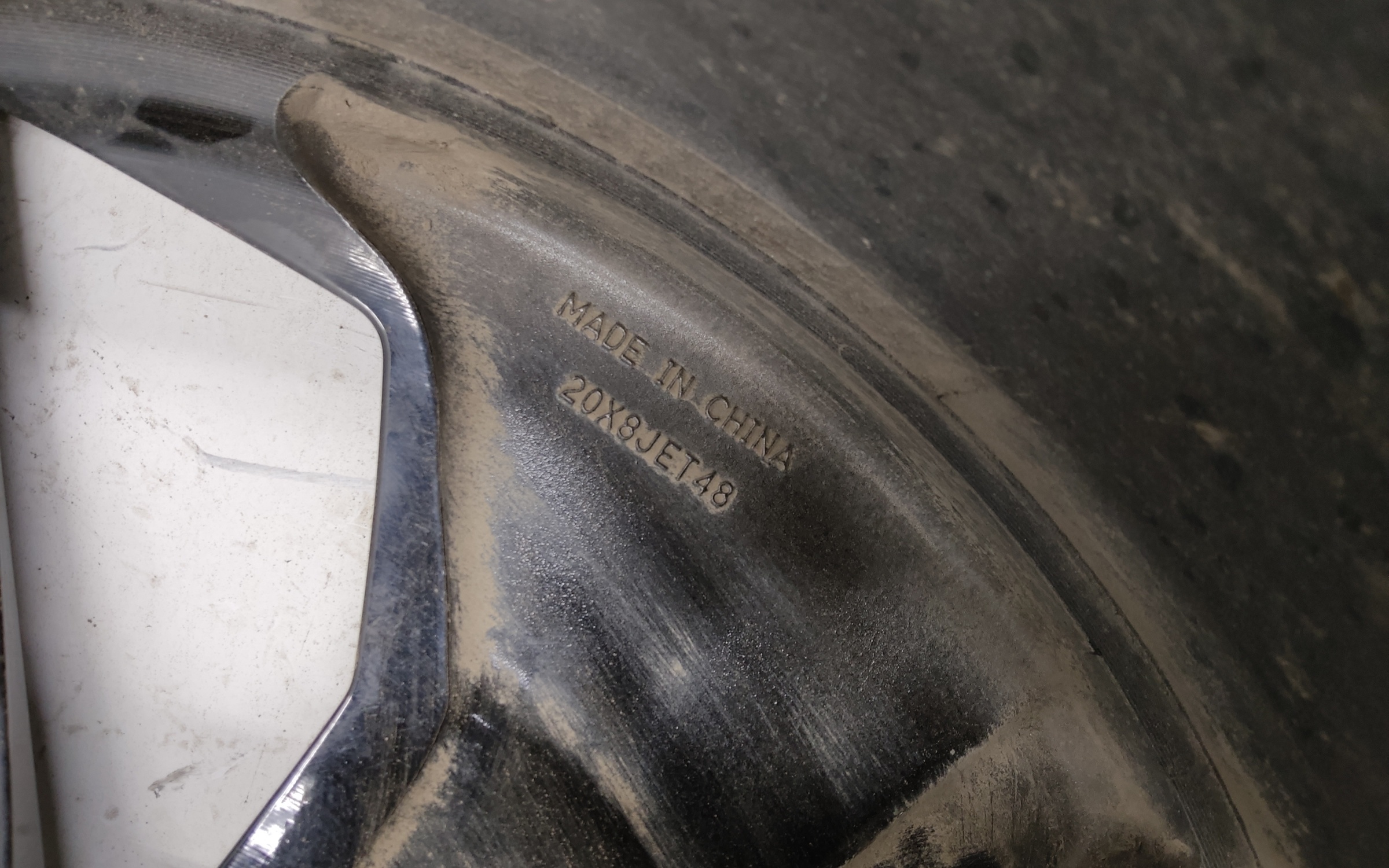 Диск колеса литой Geely Atlas 2 R20