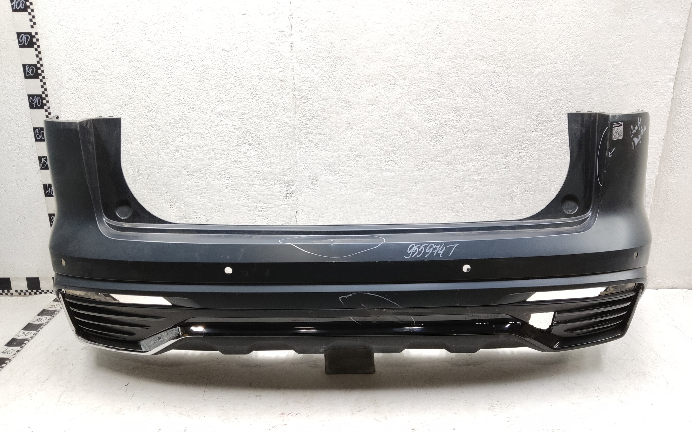 Бампер задний Geely Monjaro