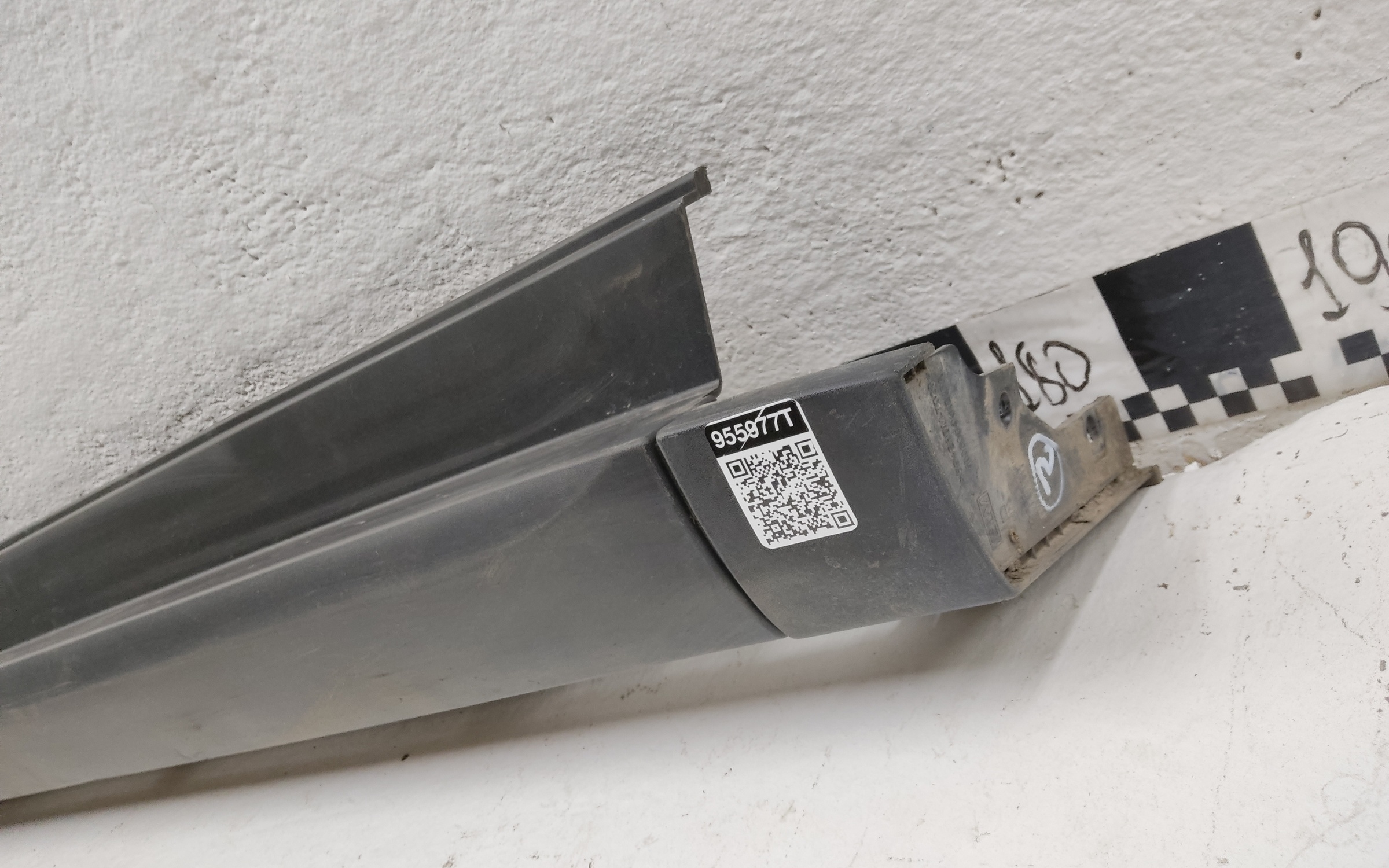 Накладка порога правого Haval M6 2