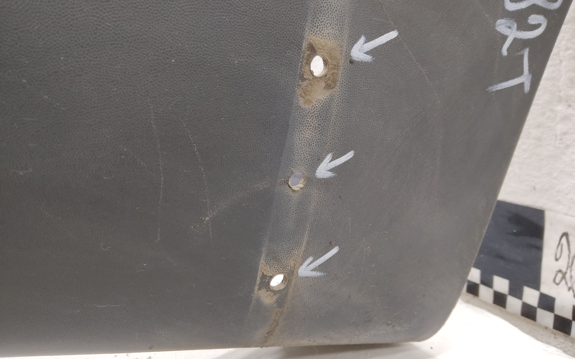 Бампер задний Volkswagen Transporter T6 неокрашиваемый