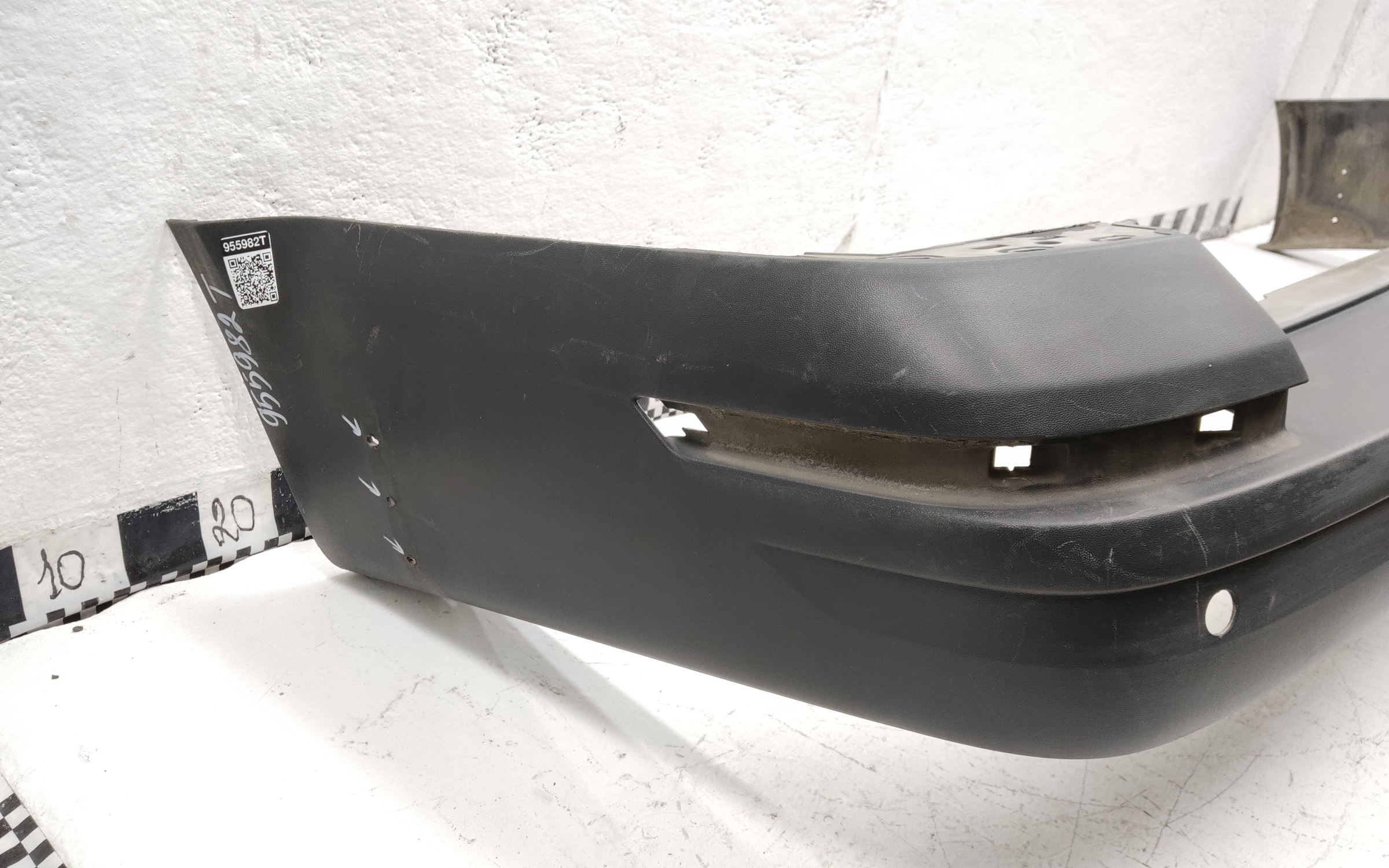 Бампер задний Volkswagen Transporter T6 неокрашиваемый