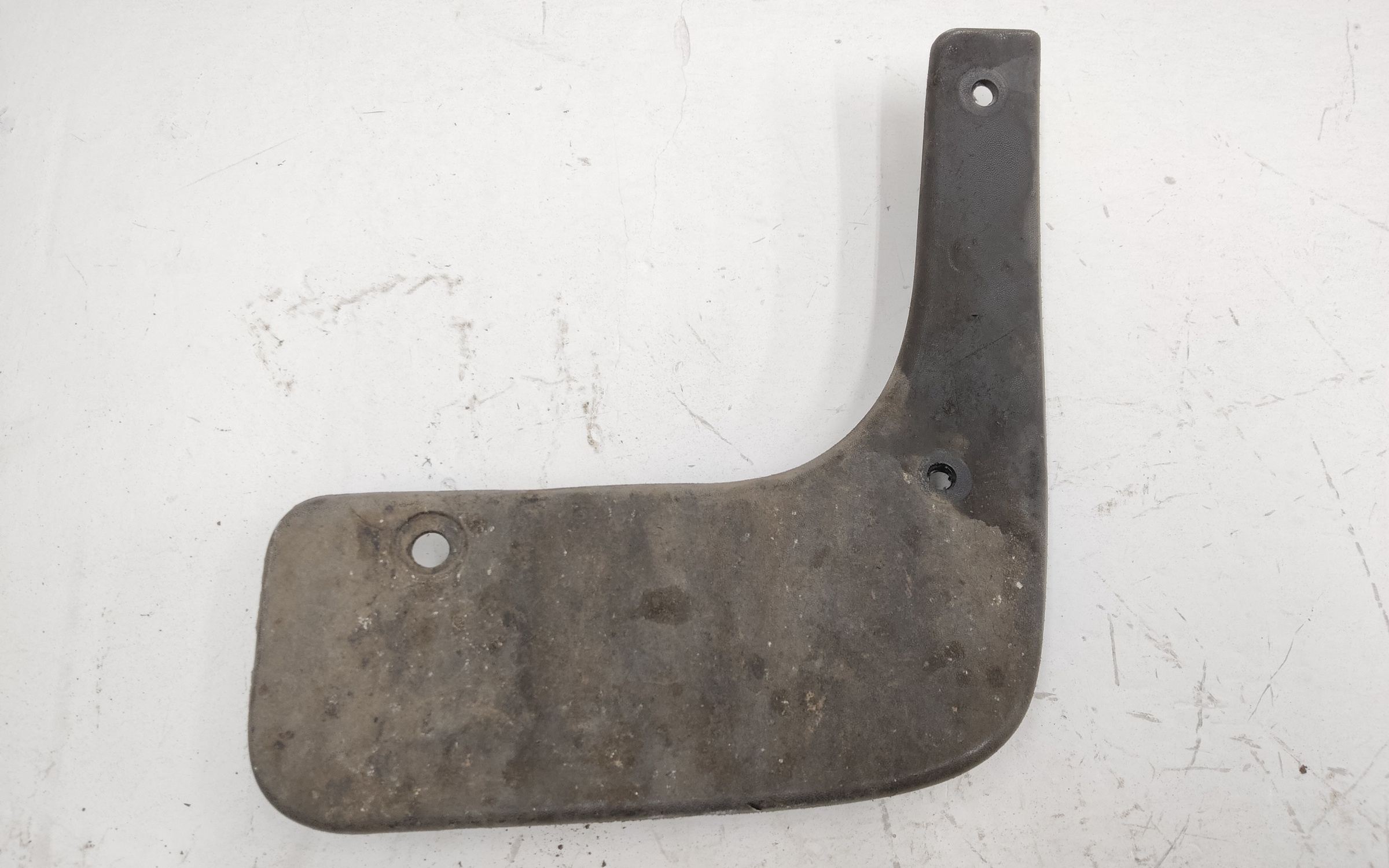 Брызговик передний левый Kia Soul 3