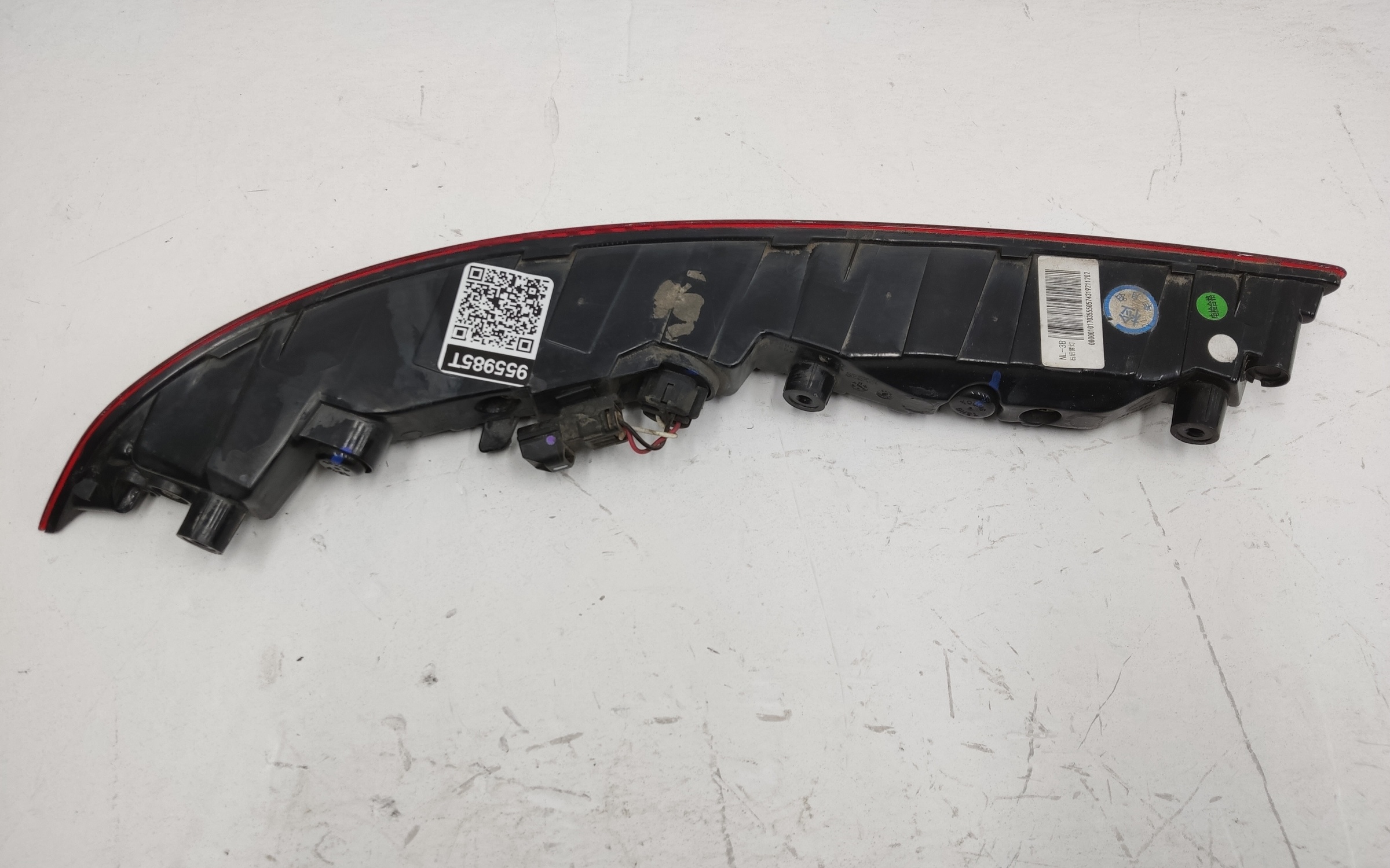 Фара ПТФ задняя правая Geely Atlas Pro LED