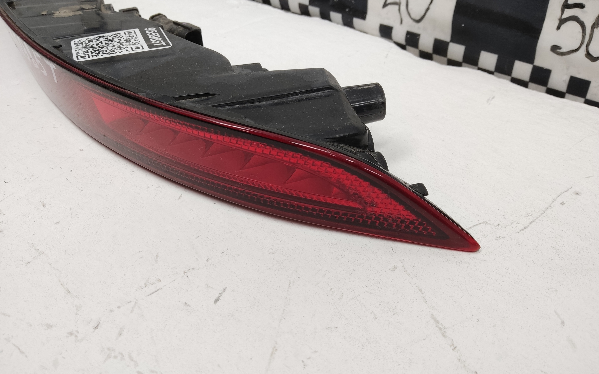 Фара ПТФ задняя правая Geely Atlas Pro LED