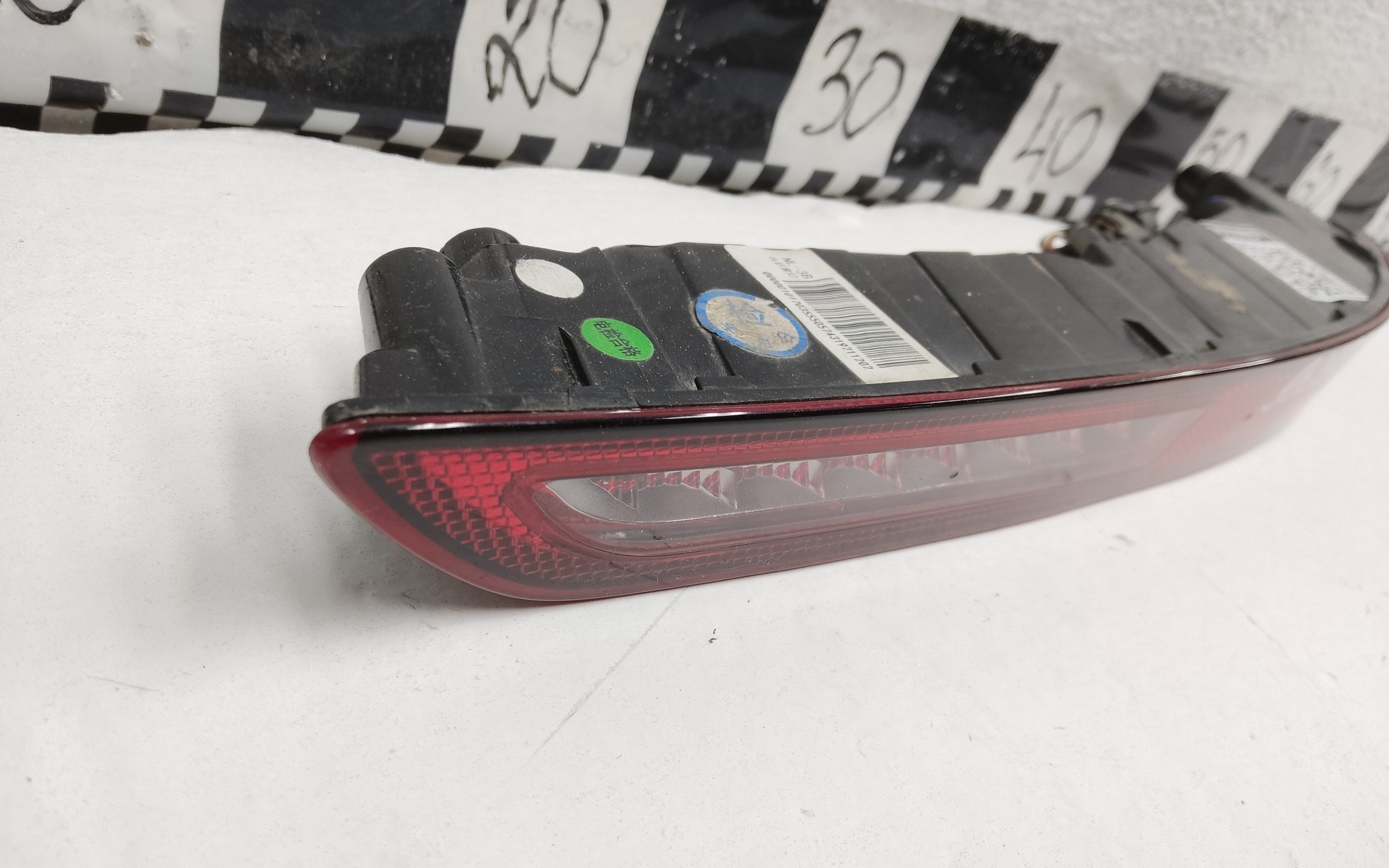 Фара ПТФ задняя правая Geely Atlas Pro LED