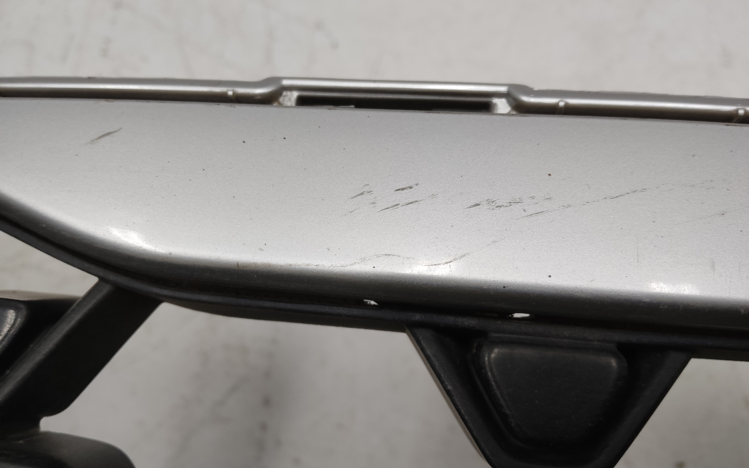 Решётка переднего бампера центральная KIA Soul 3