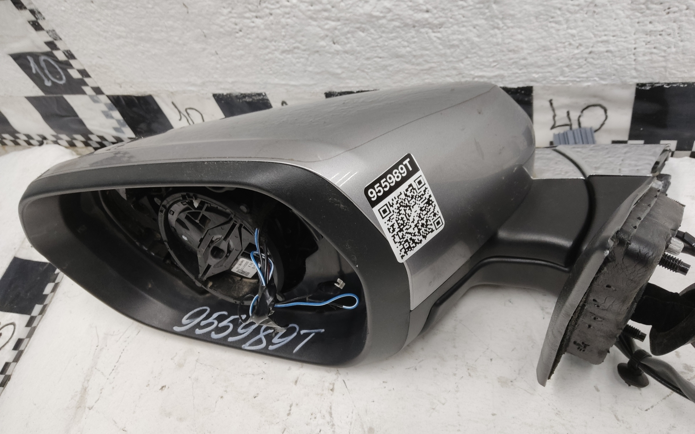 Зеркало левое Geely Monjaro 9+1 контактов