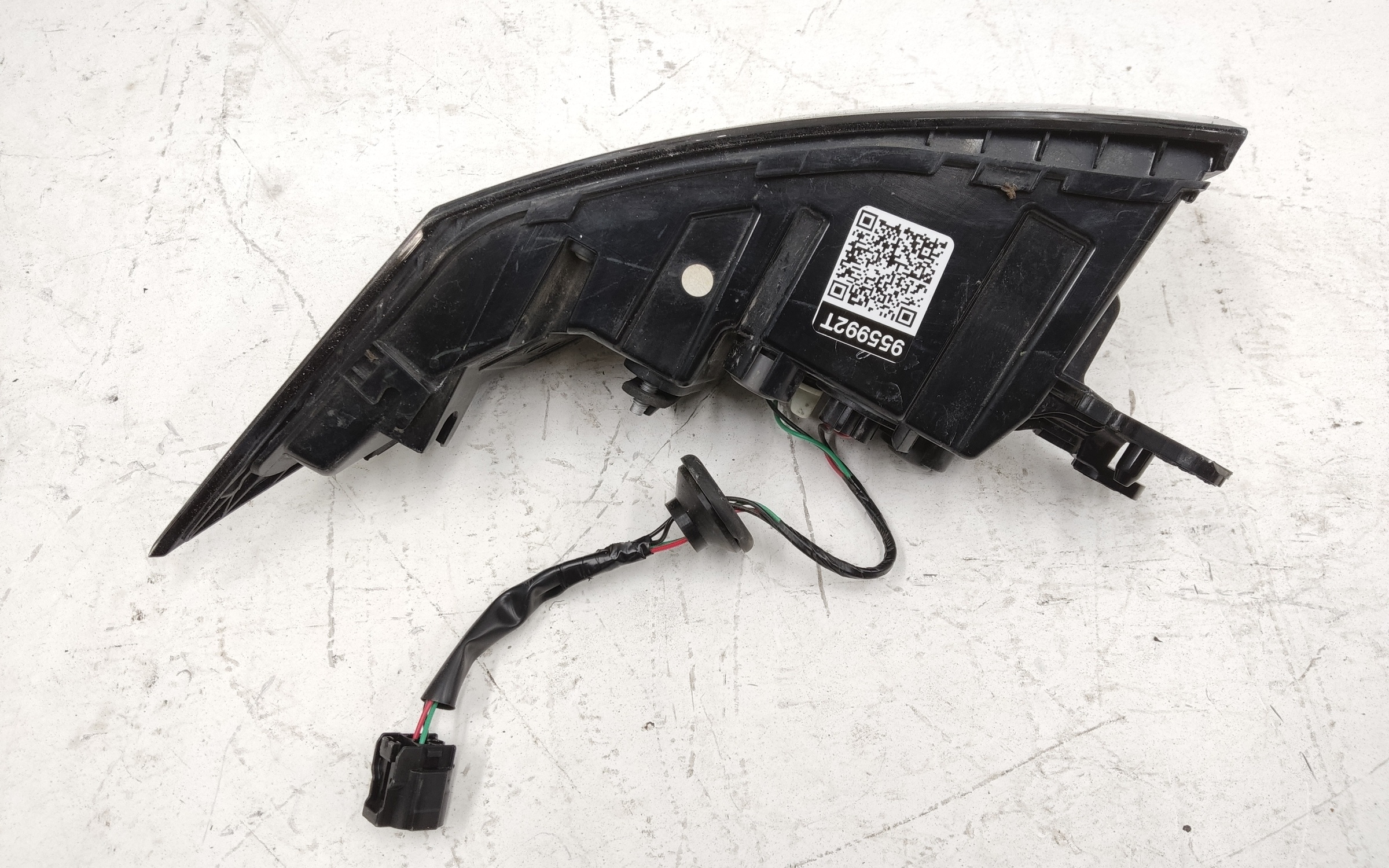 Фонарь задний левый наружный Changan Uni-V