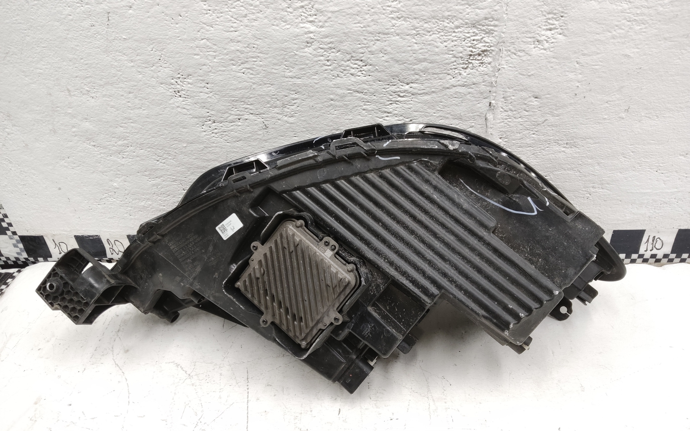 Фара передняя левая Jaecoo J8 LED