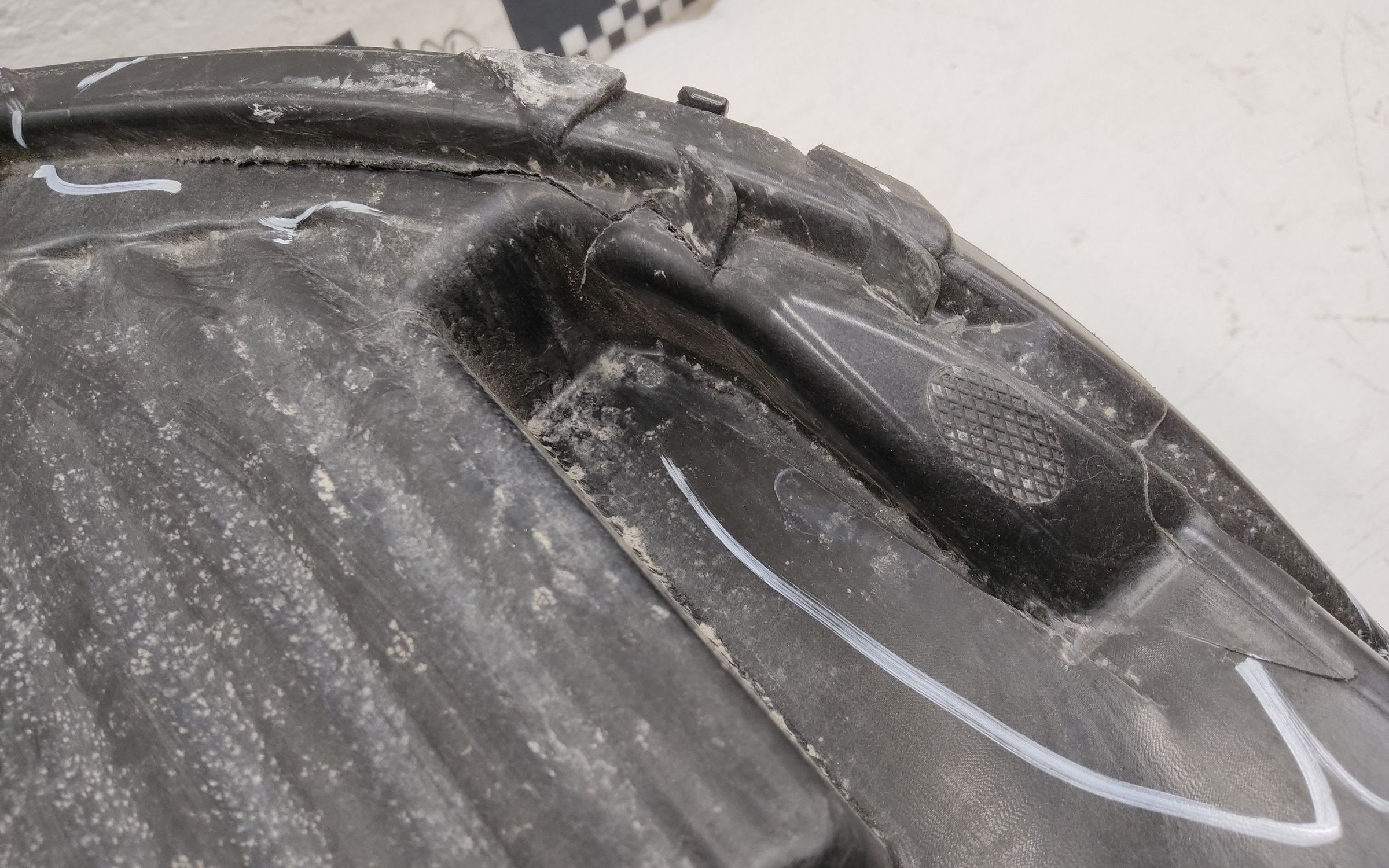 Фара передняя левая Jaecoo J8 LED