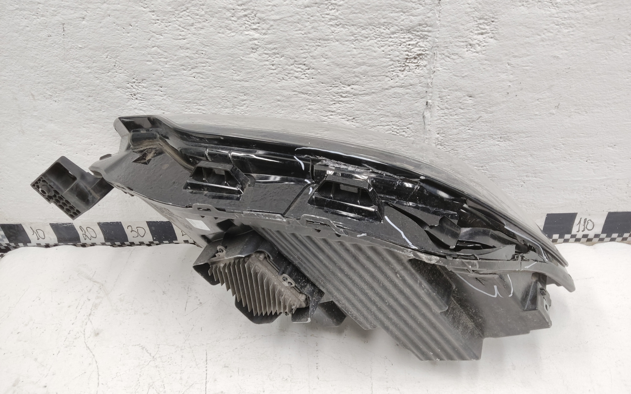 Фара передняя левая Jaecoo J8 LED