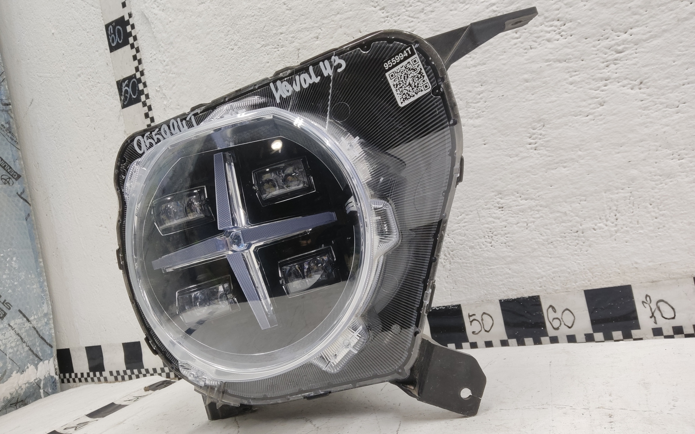 Фара передняя правая Haval H3 LED