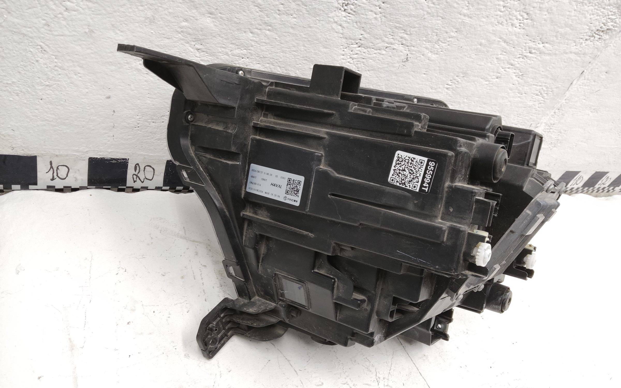 Фара передняя правая Haval H3 LED