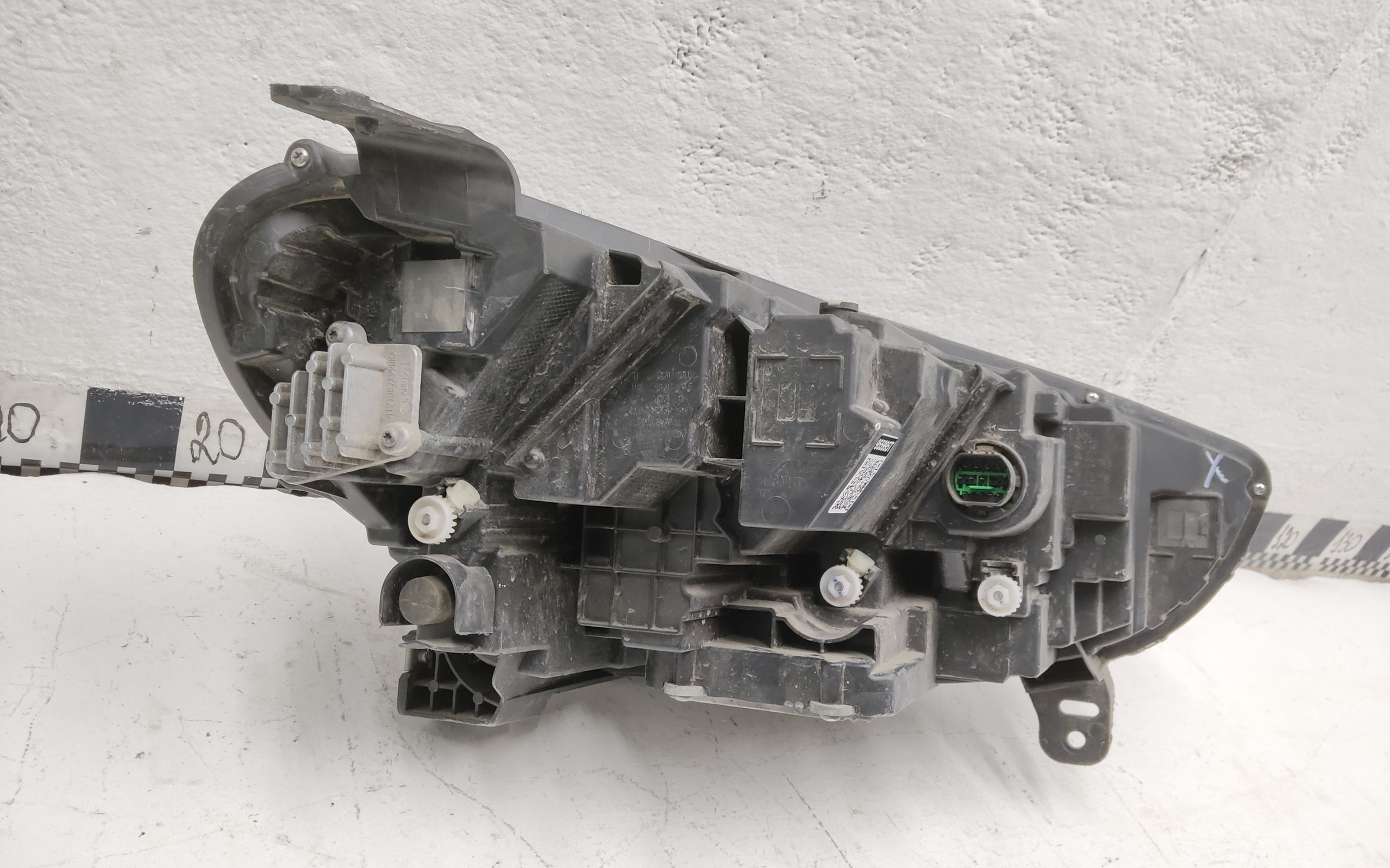 Фара передняя левая Haval Jolion LED