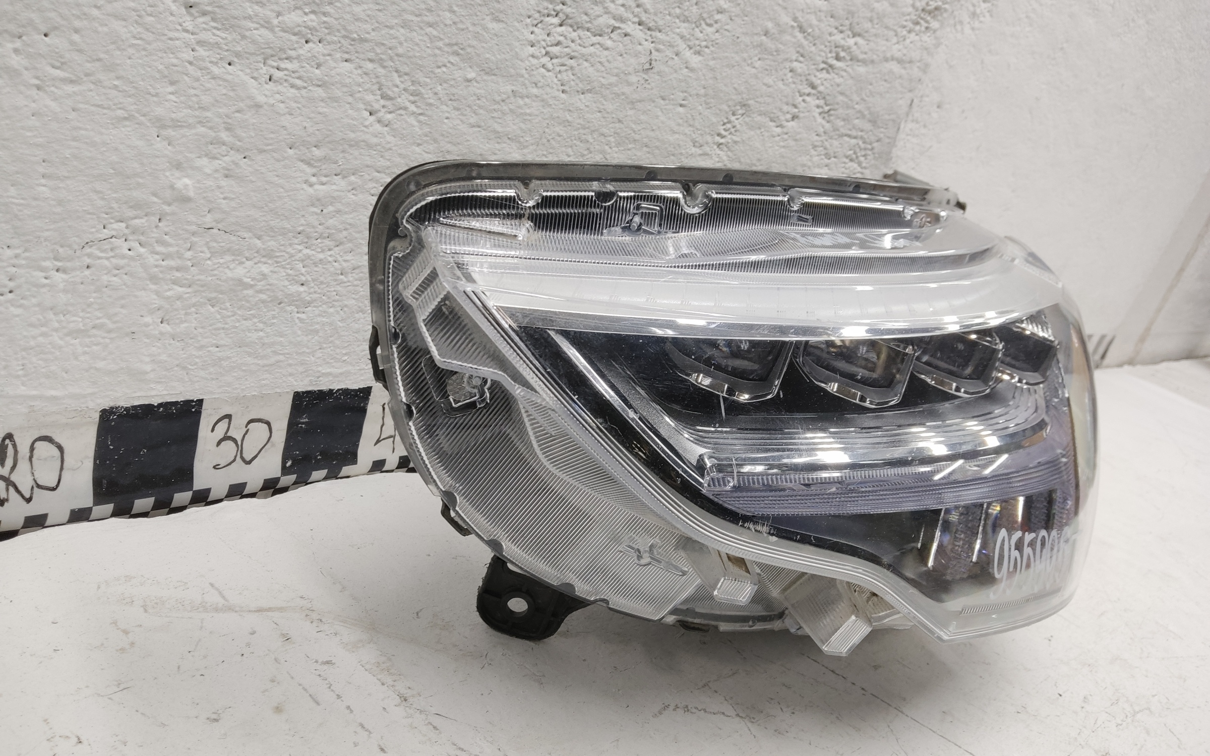 Фара передняя левая Haval Jolion LED