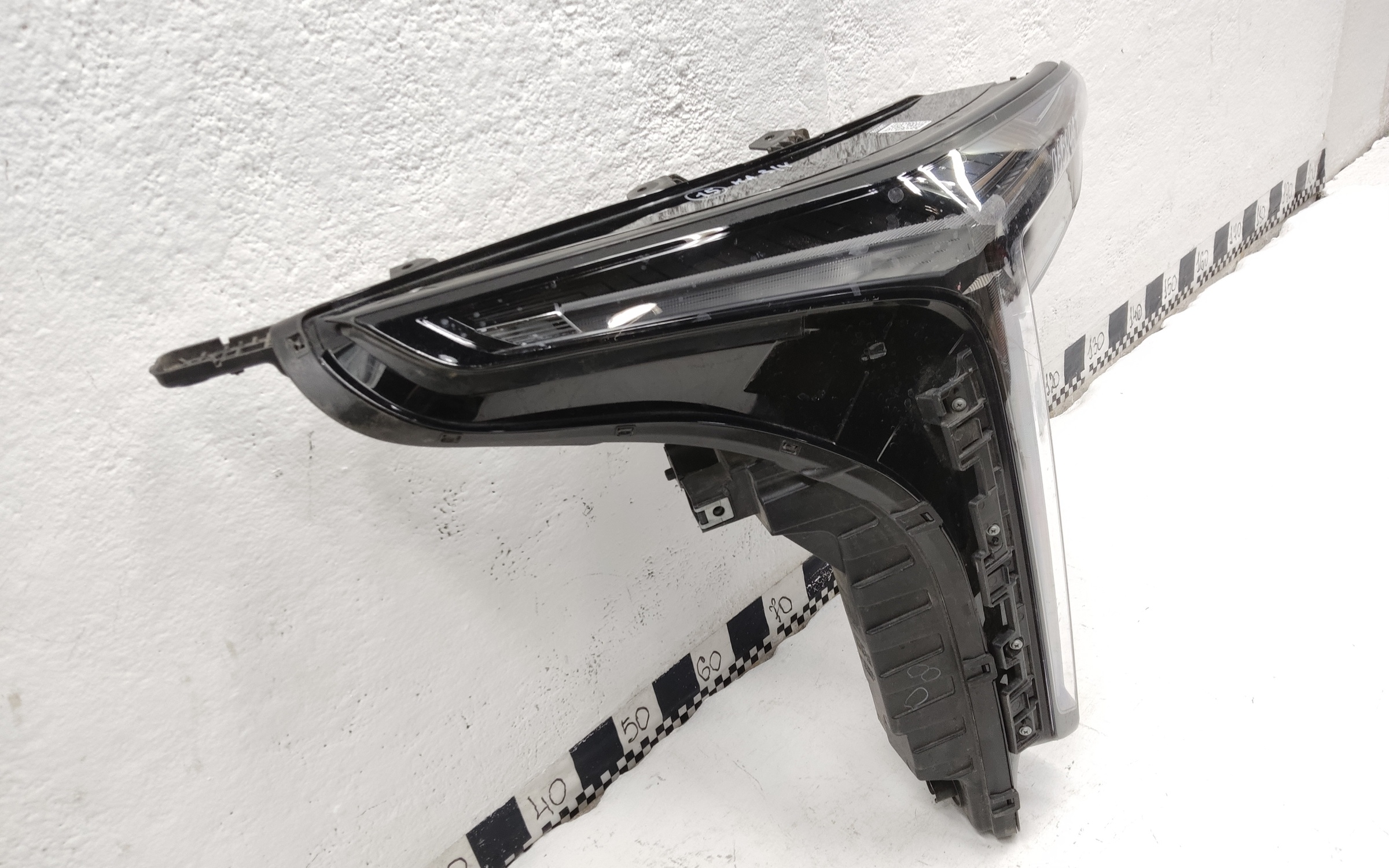 Фара передняя правая Geely Cityray LED