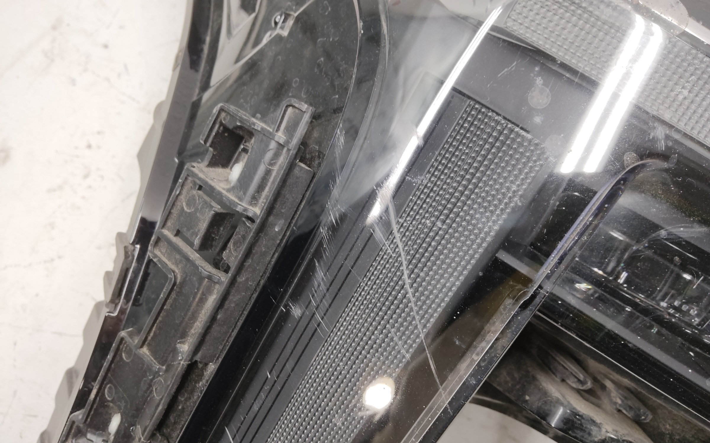 Фара передняя правая Geely Cityray LED