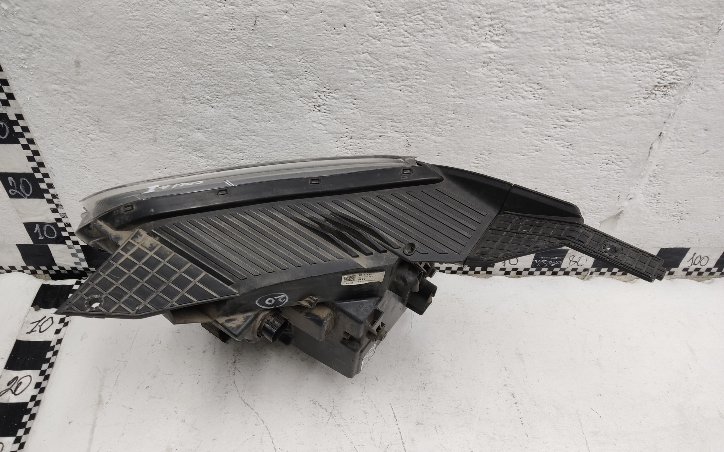 Фара передняя правая Hyundai Creta 2 LED