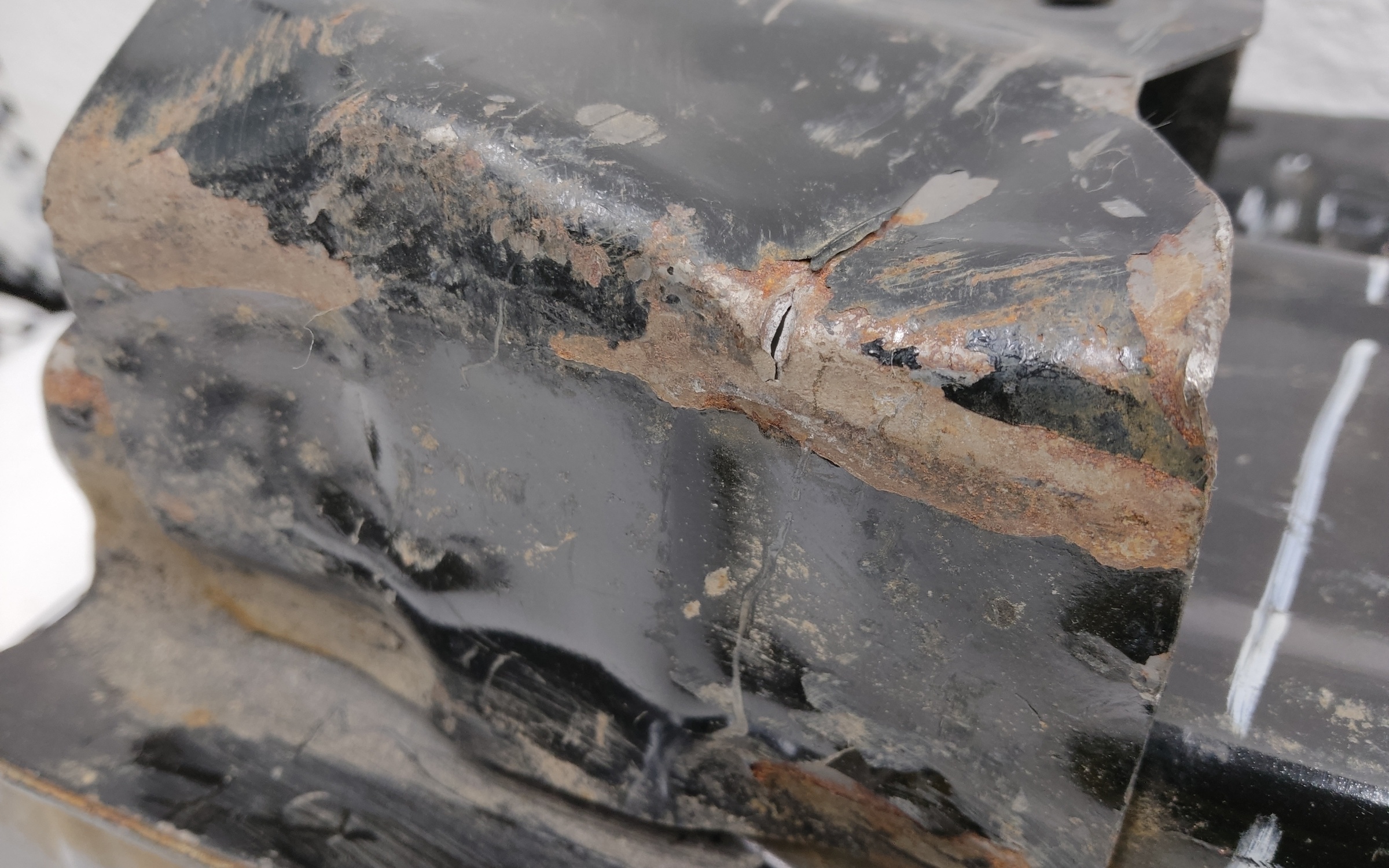 Усилитель заднего бампера Kia Rio 4 X-Line Restail