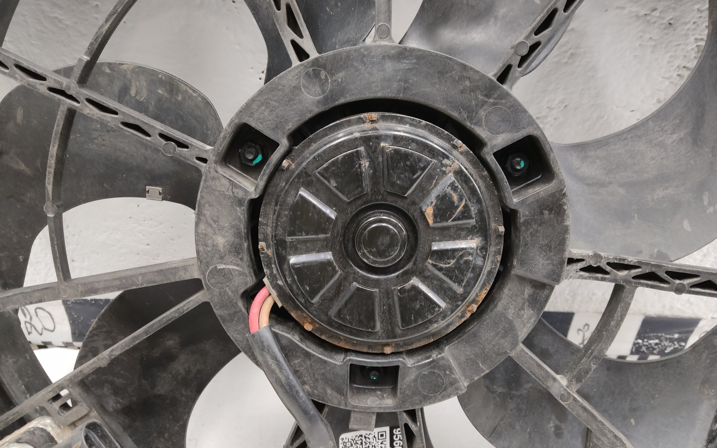 Диффузор вентилятора радиатора Chery Tiggo 8