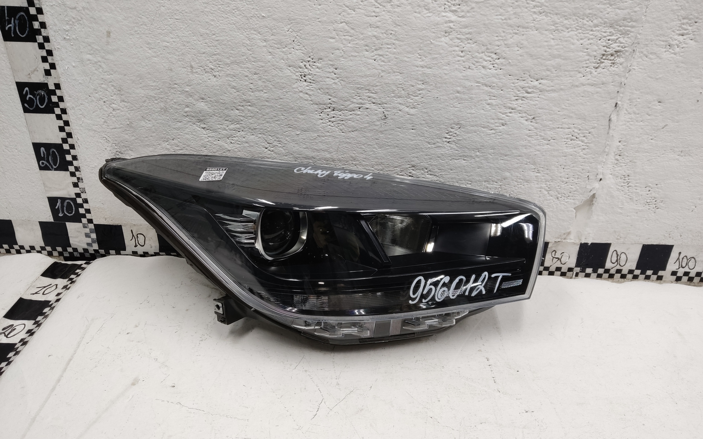 Фара передняя правая Chery Tiggo 4 Pro галоген линза чёрная