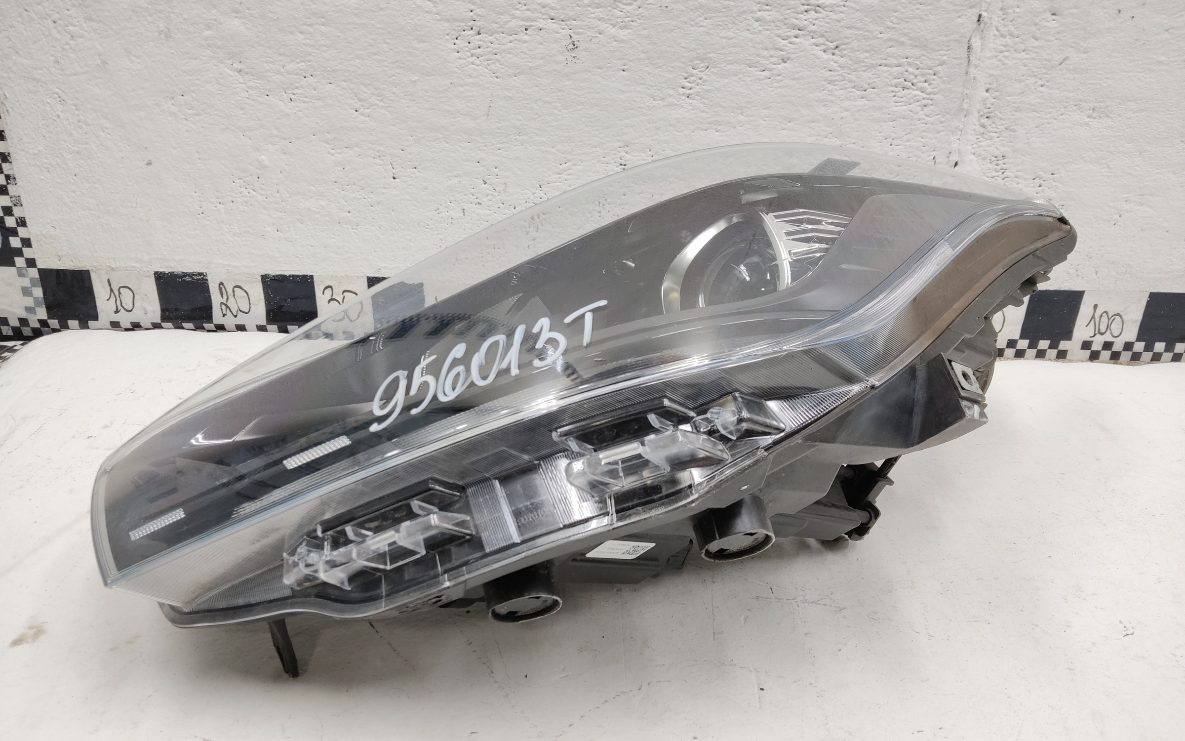 Фара передняя левая Chery Tiggo 4 Pro галоген линза чёрная