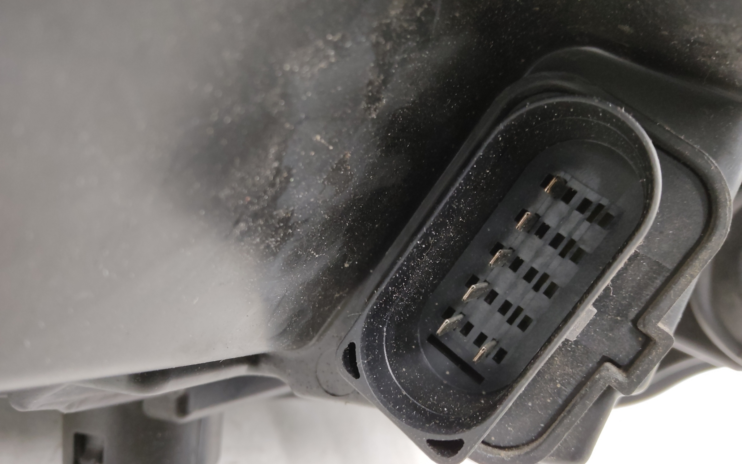 Фара передняя левая Chery Tiggo 4 Pro галоген линза чёрная