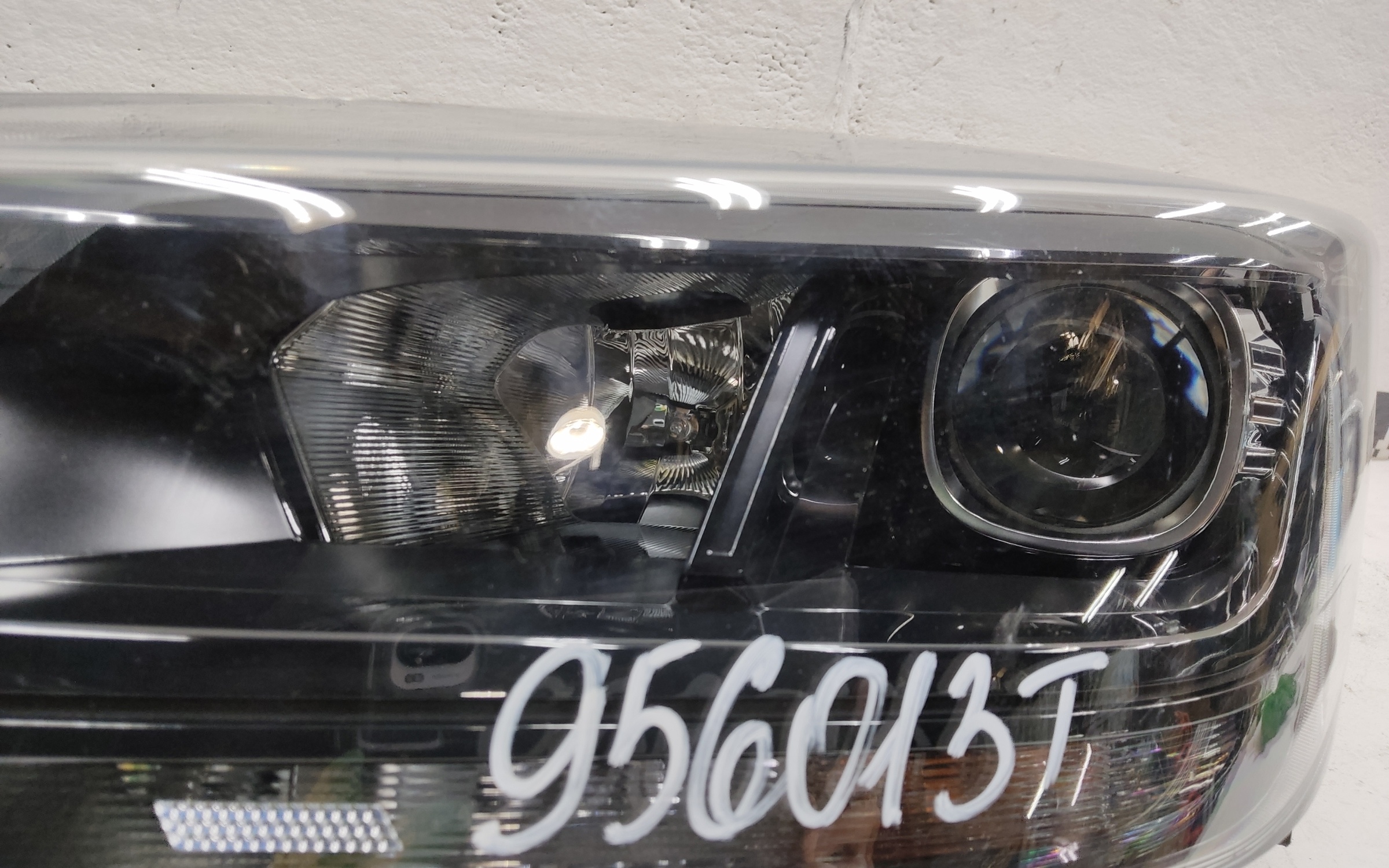 Фара передняя левая Chery Tiggo 4 Pro галоген линза чёрная