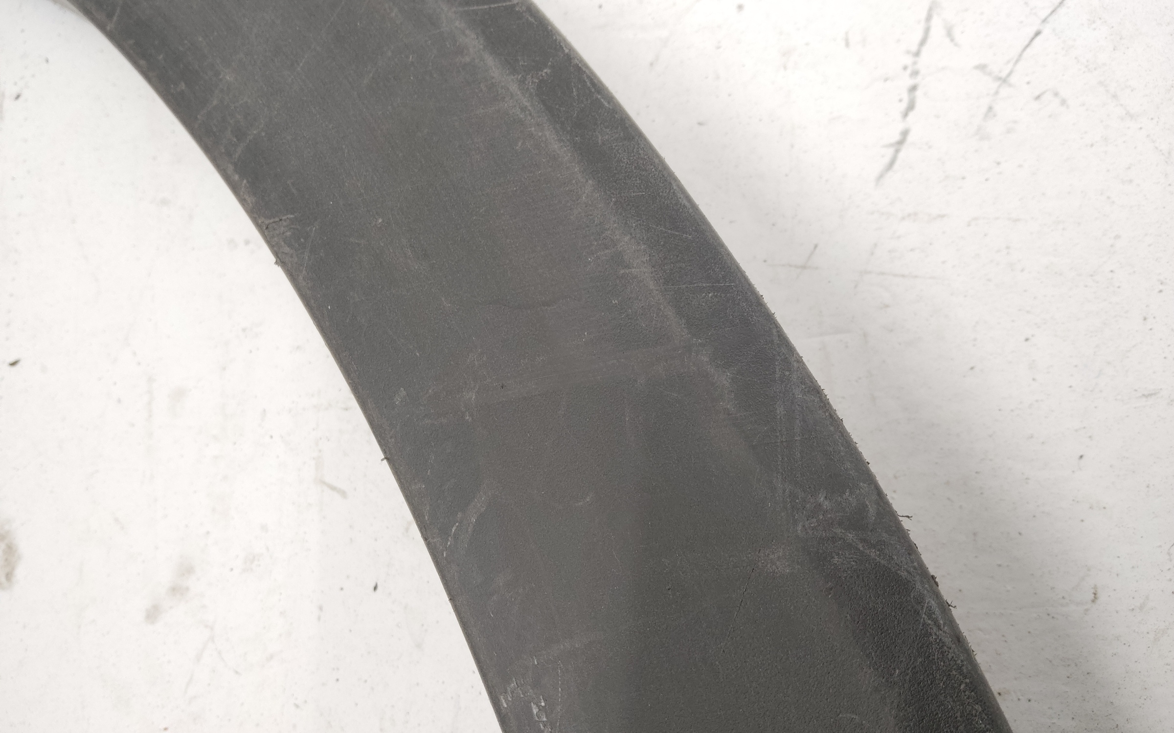 Накладка двери задней правой Kia Sorento 3