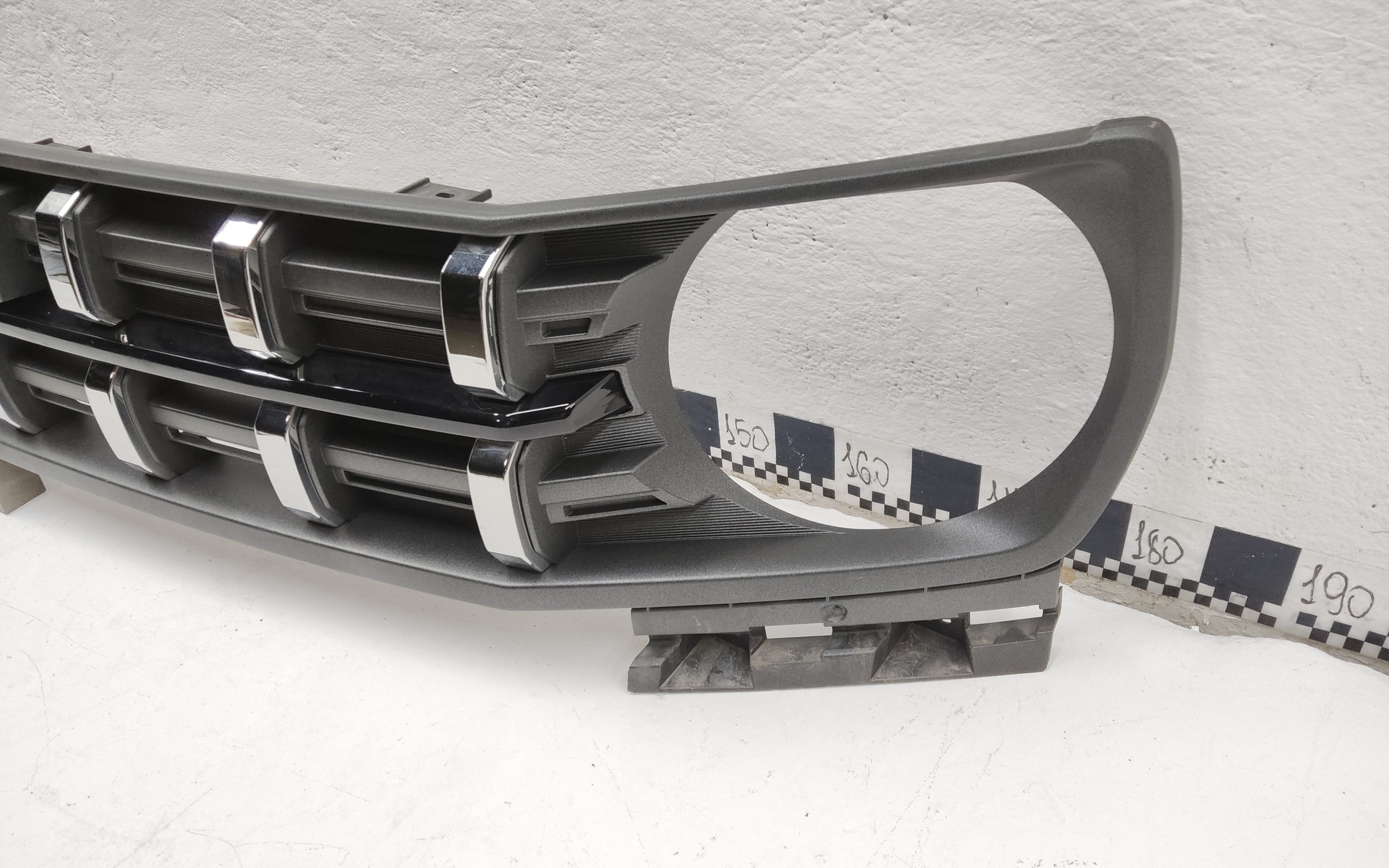 Решетка радиатора Haval H3