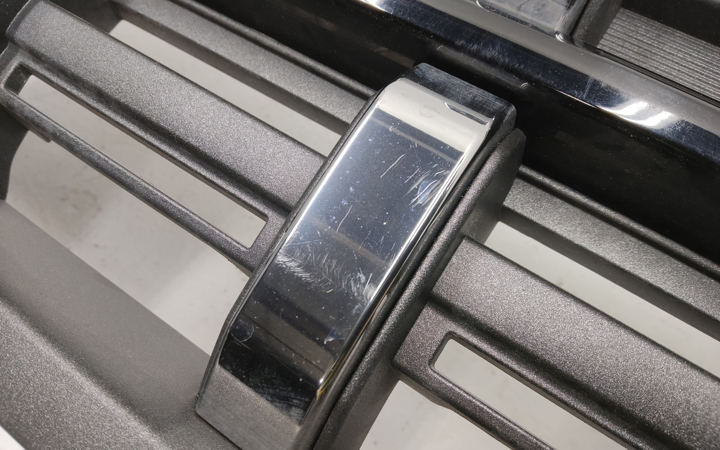 Решетка радиатора Haval H3