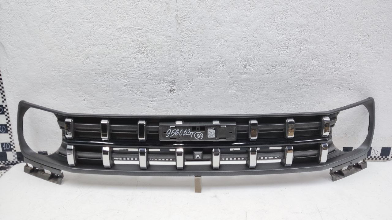 Решетка радиатора Haval H3