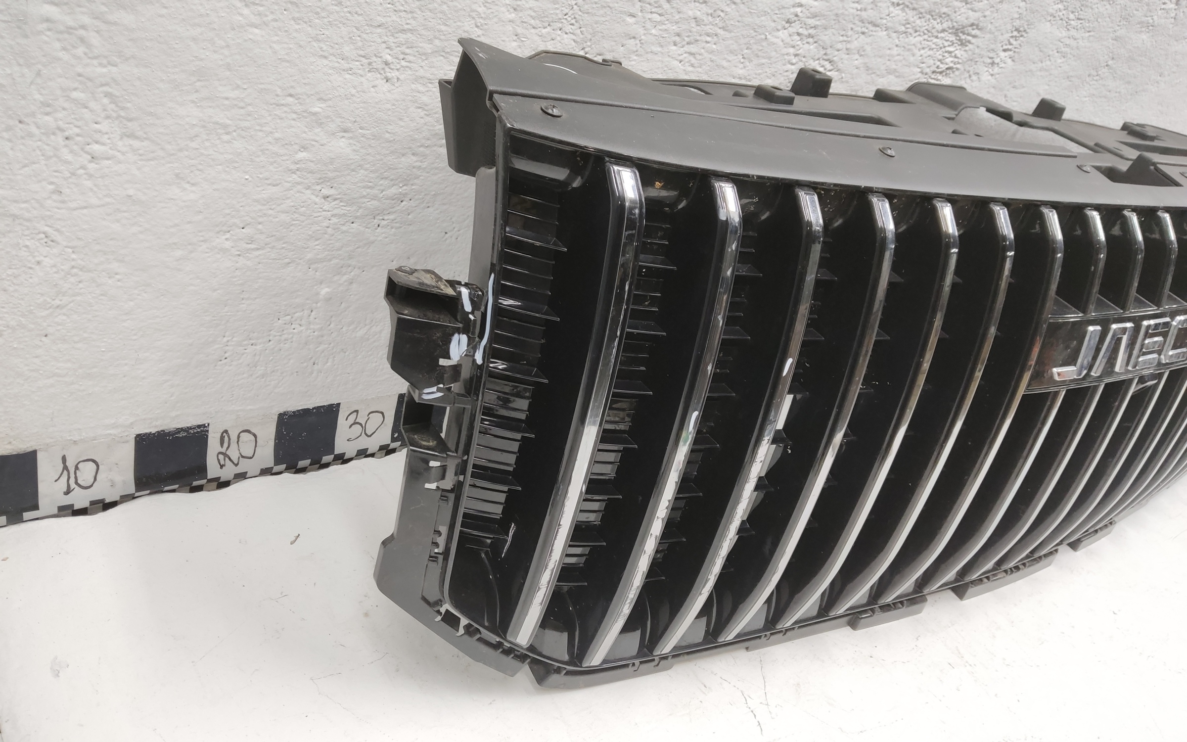 Решетка радиатора Jaecoo J7